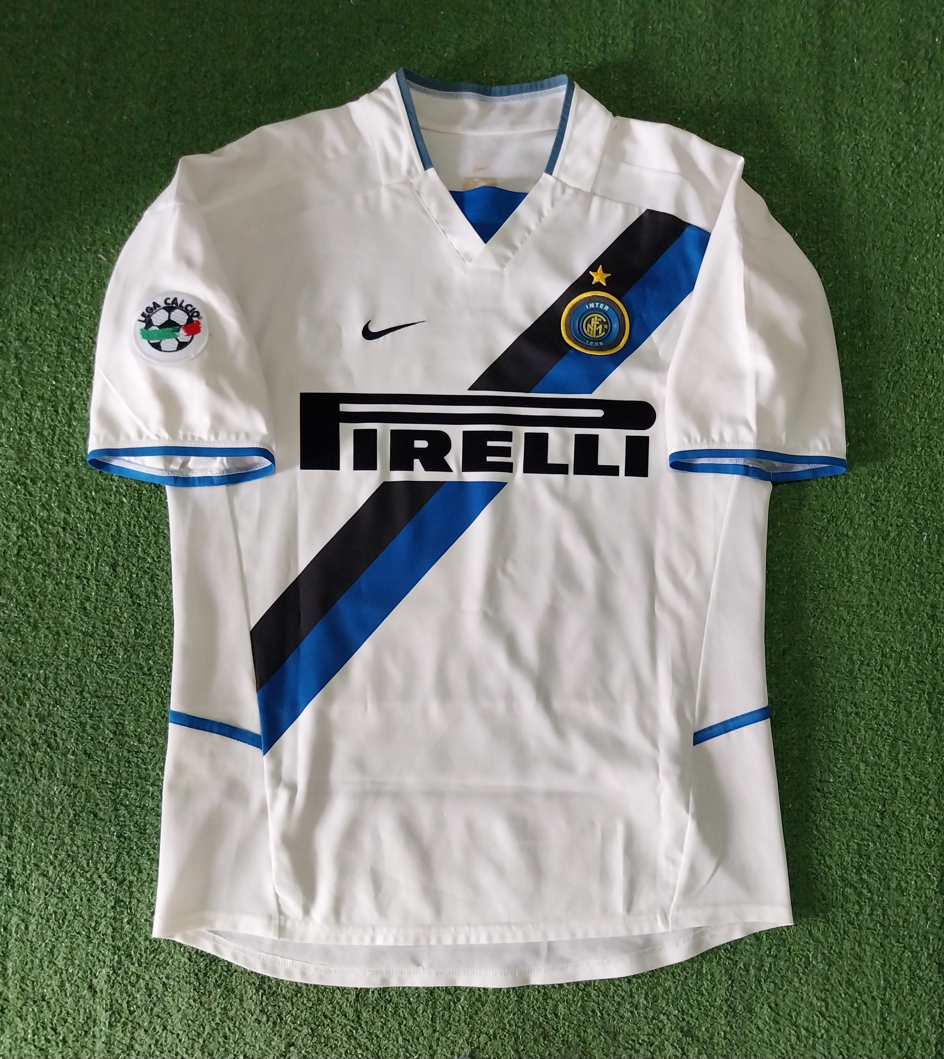 Inter milan away 2002/2003 batistuta jersey football