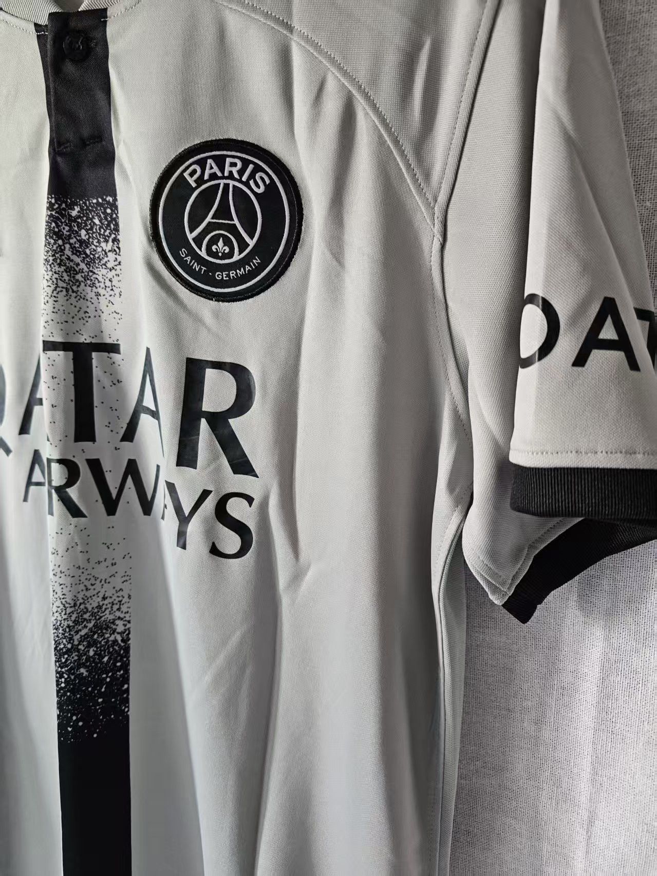 Other 2018 19 PSG #10 Neymar Jersey Third S Size US S / EU 44-46 / 1 - 4 Thumbnail