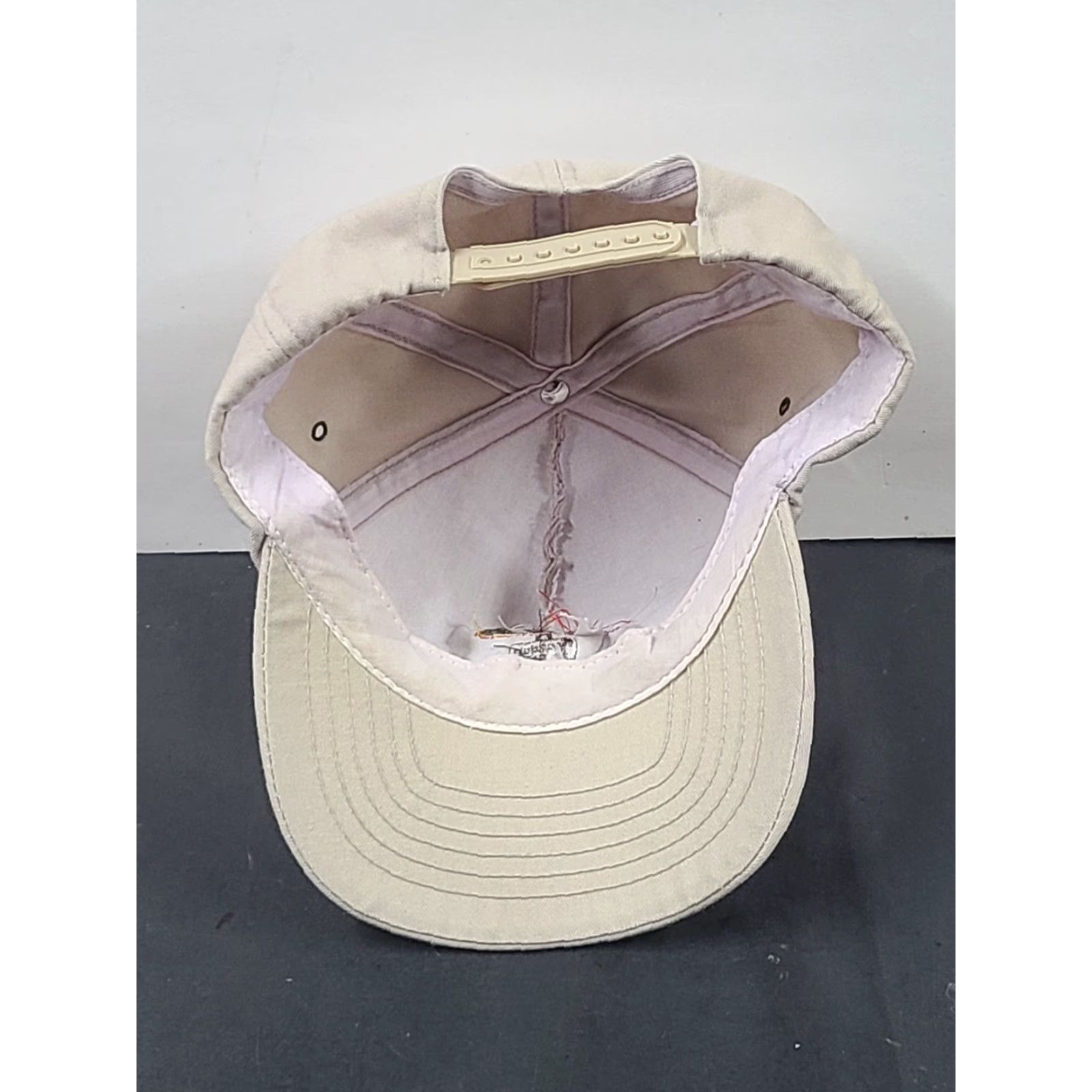 Vintage VINTAGE Swingster USA Dekalb Seed Strapback Cap Farmer Hat Roundup Ready Corn Men Adjustable Beige Cotton Patch 90s USA Farmer Trucker Hat Size ONE SIZE - 7 Thumbnail