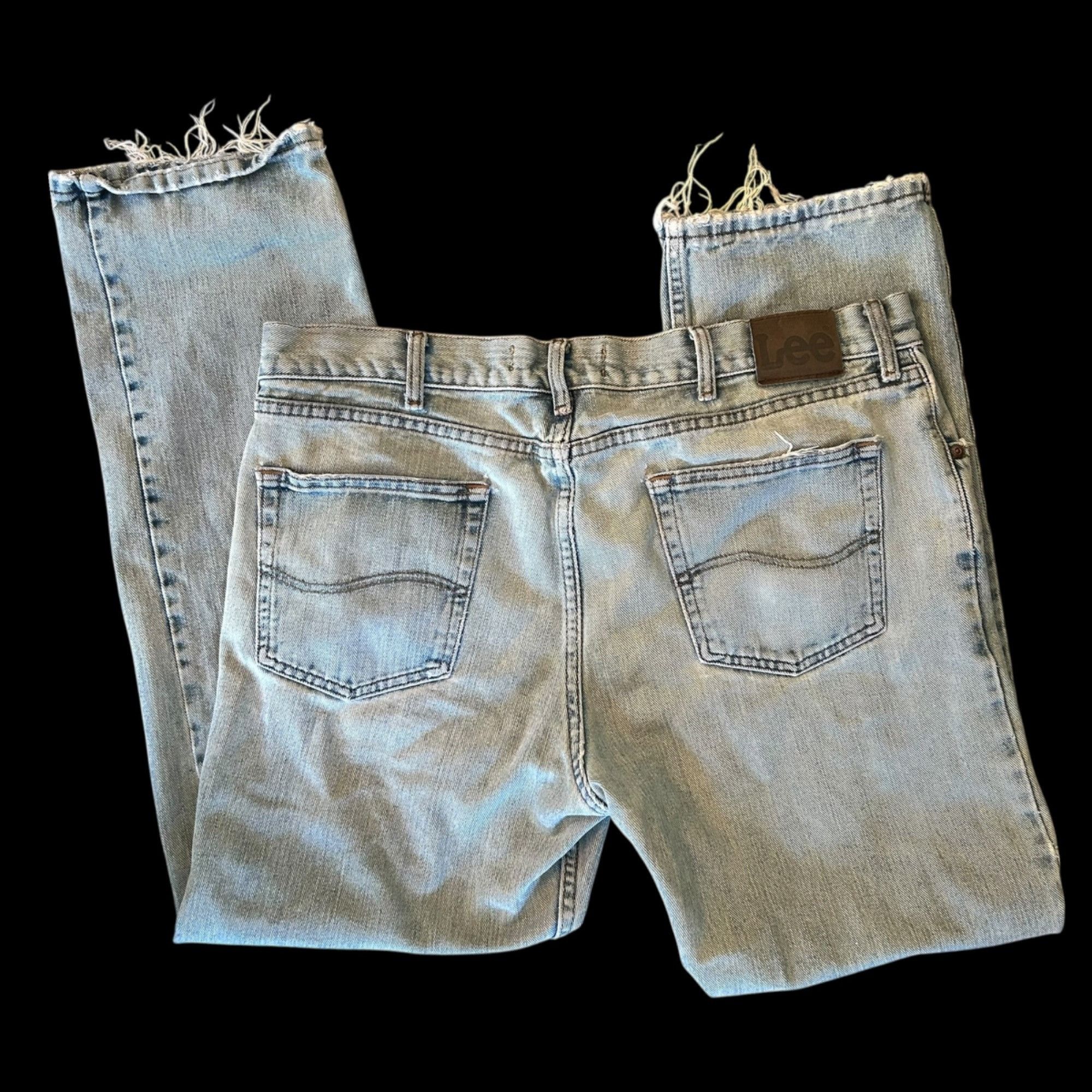 Lee Vintage Lee Light Wash Perfectly Distressed Denim Jeans Size US 38 / EU 54 - 1 Thumbnail