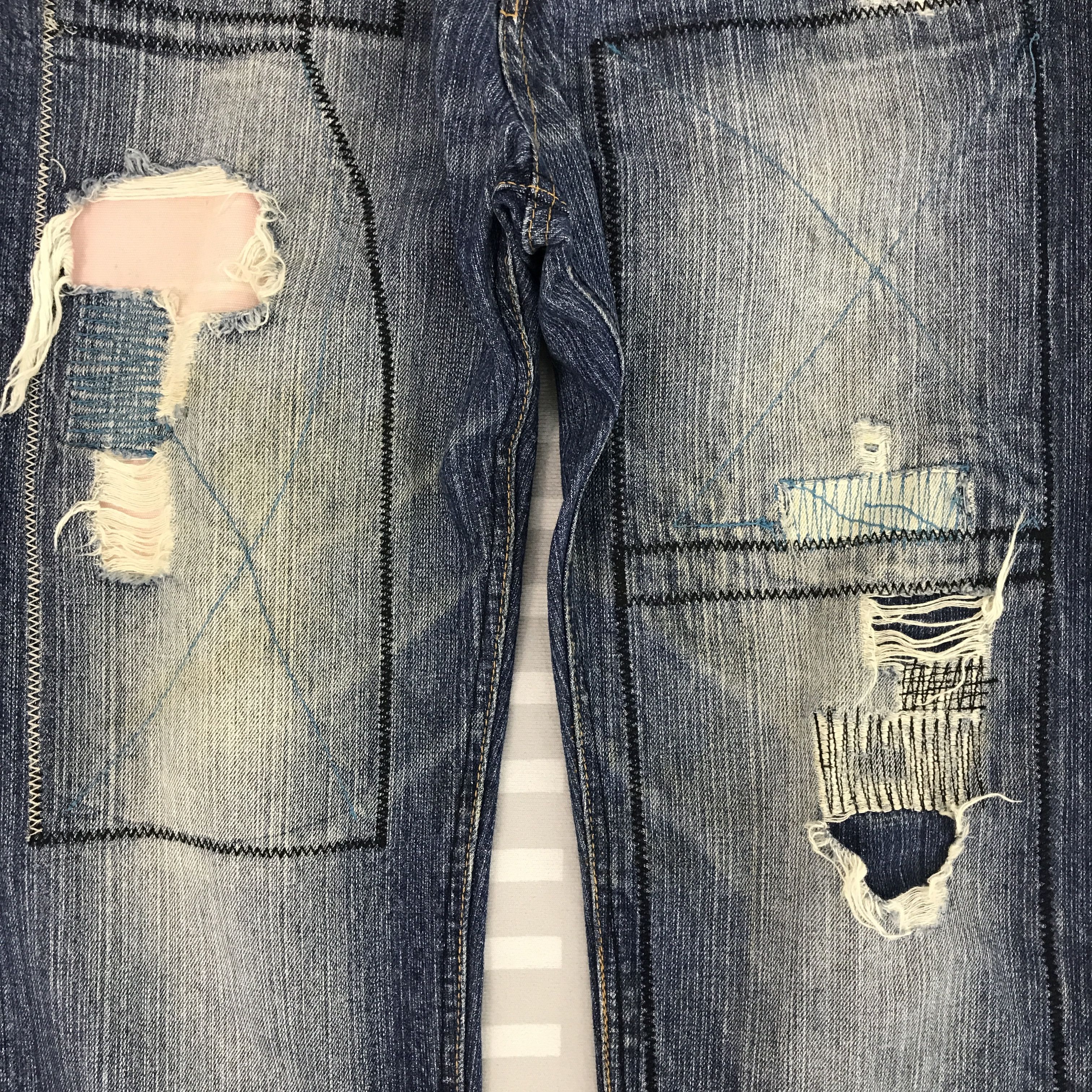 Japanese Brand Vintage Decomp patchwork style Distressed Jeans Size US 31 - 9 Thumbnail