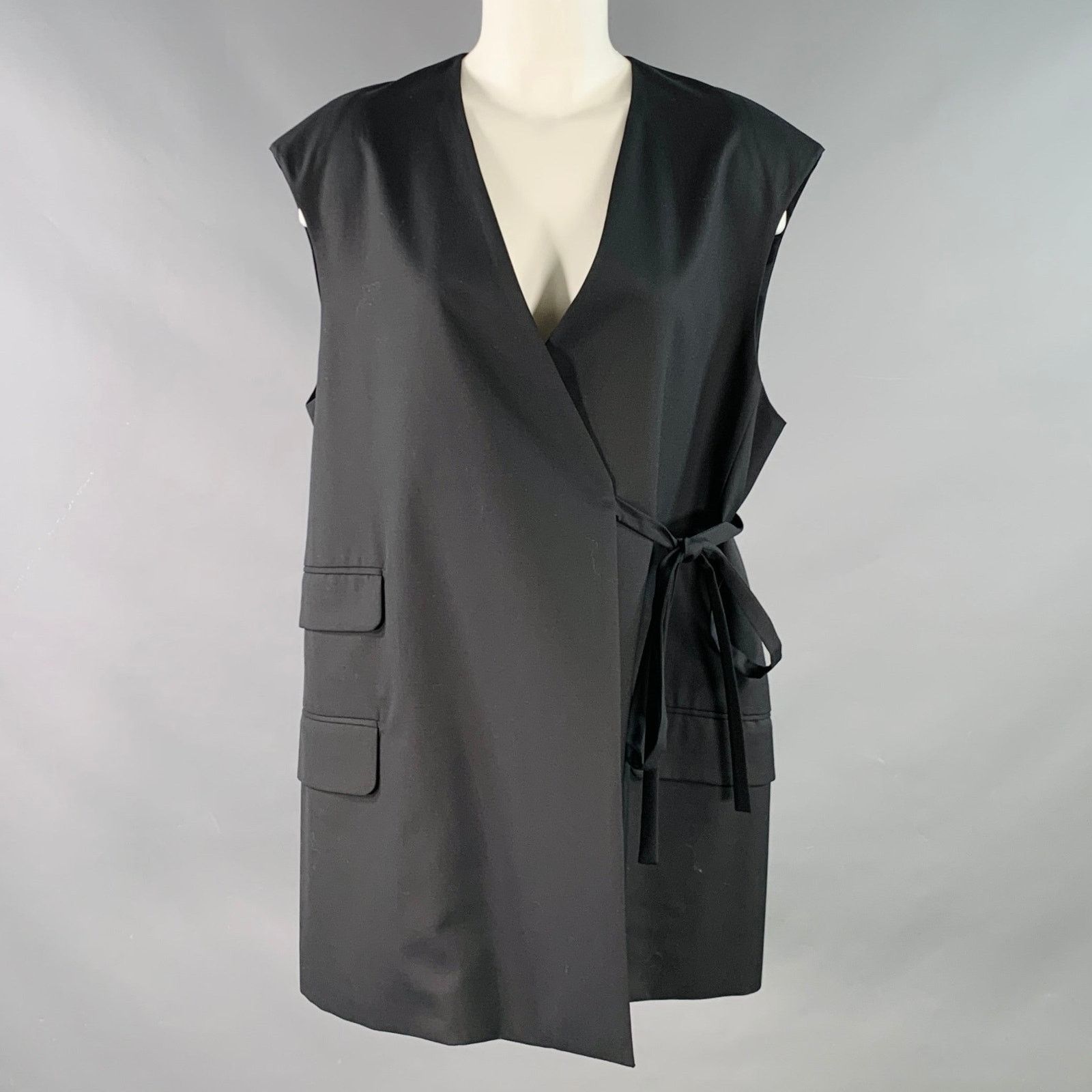 Other CINOH Size 2 Black Wool Wrap Tie Longline Vest Size XS / US 0-2 / IT 36-38 - 1 Thumbnail