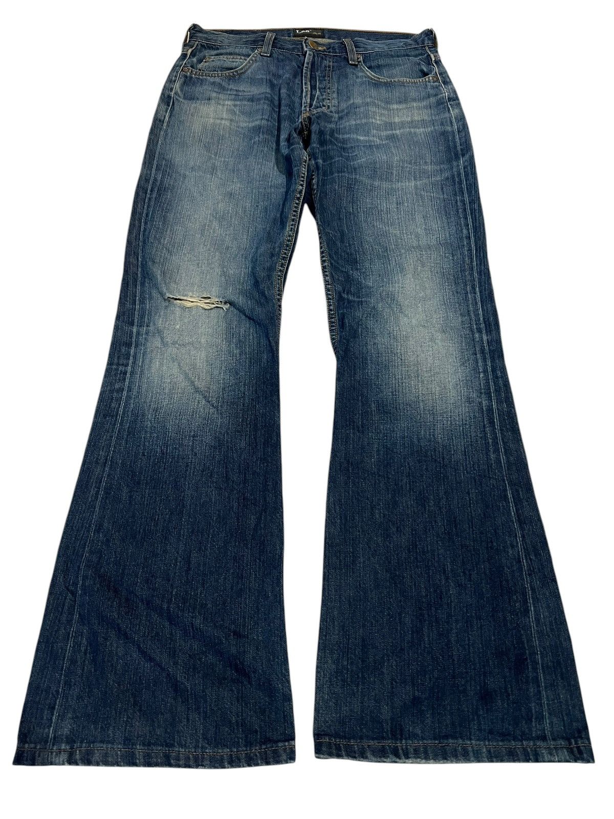 🌈LEE FLARE DISTRESSED JEAN