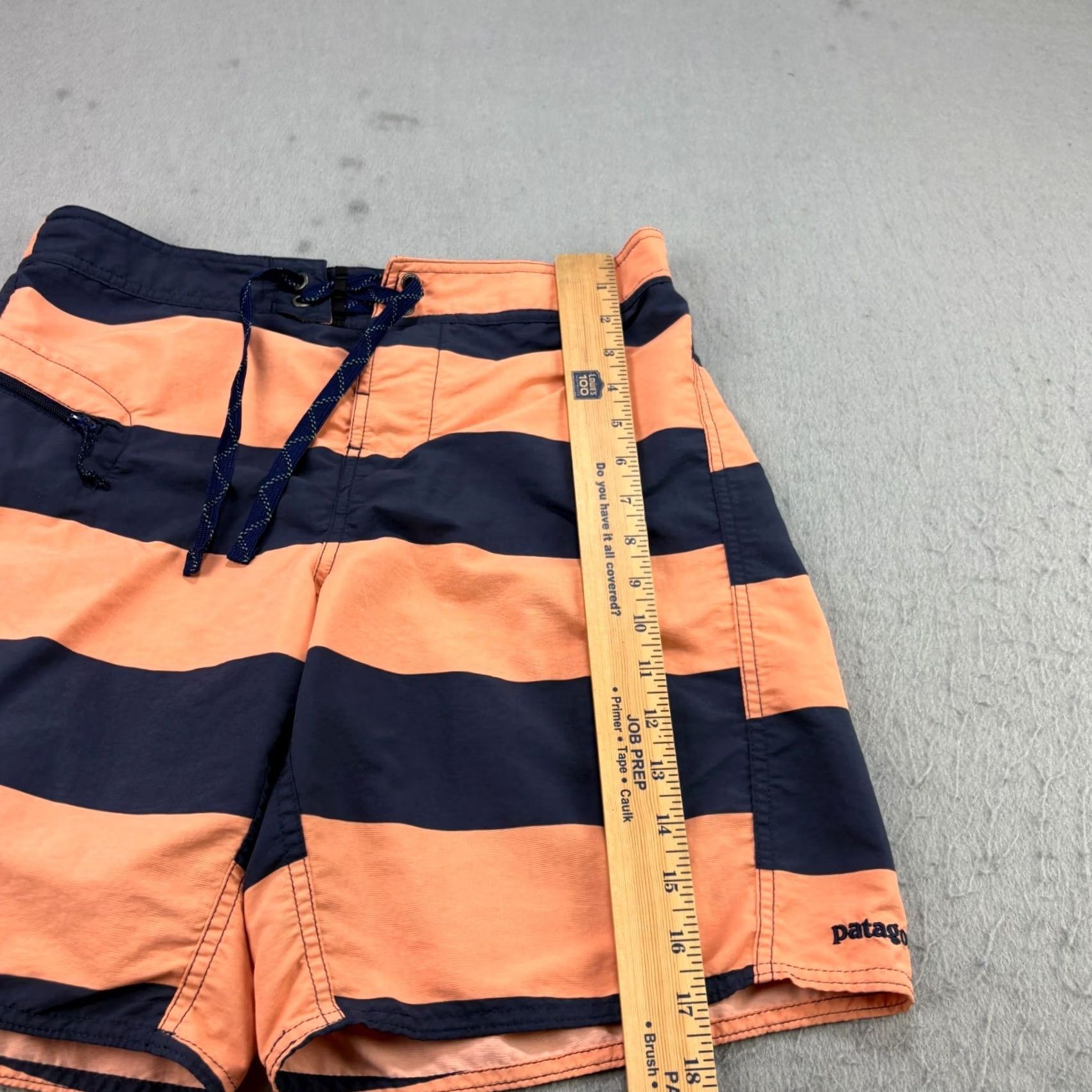 Patagonia Patagonia Board Shorts Mens 30 Orange Striped Wavefarer Bathing Suit Bottoms Size US 30 / EU 46 - 5 Thumbnail