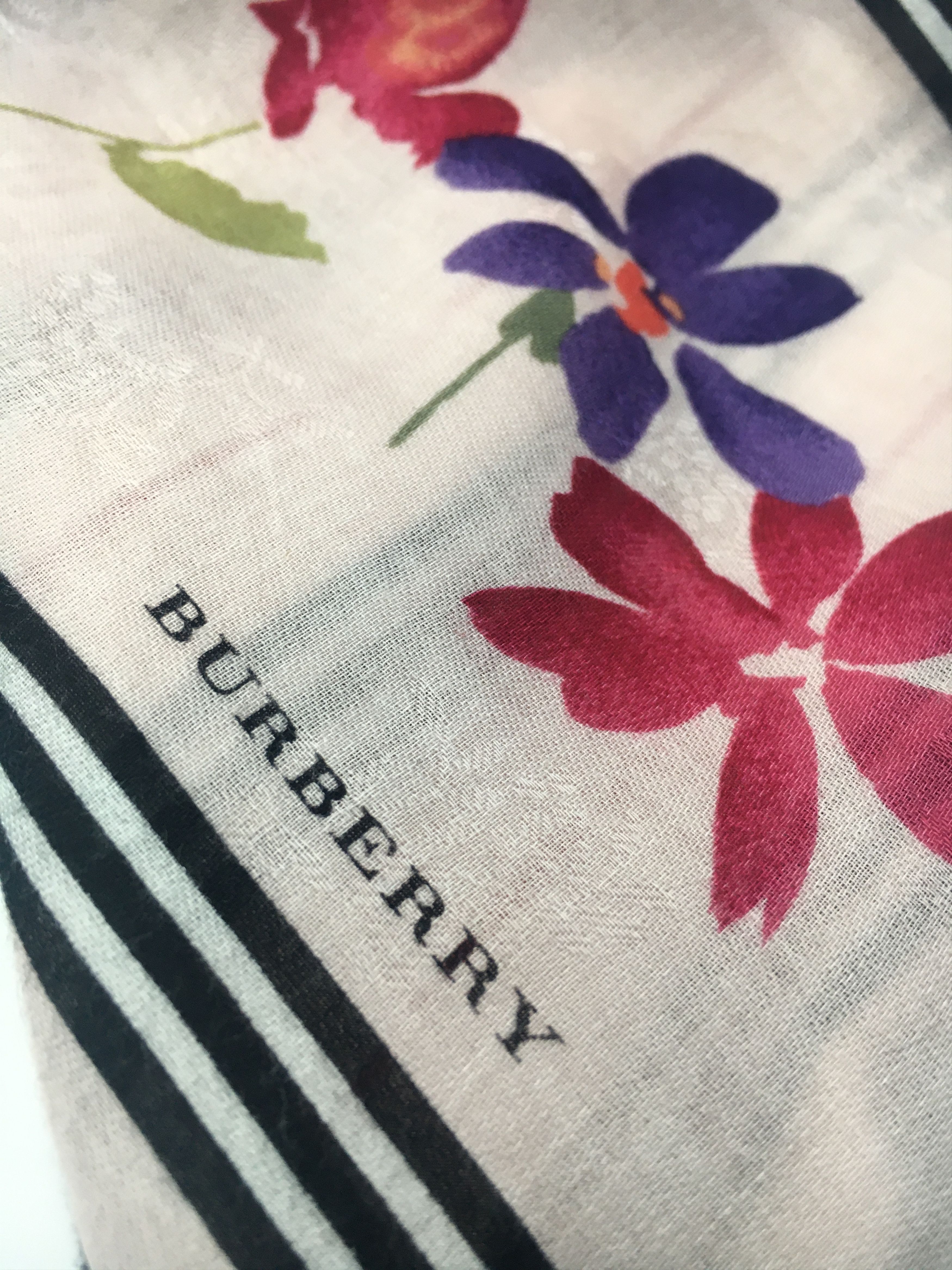 Burberry Burberry Scarf Bandana Handkerchief Neckerchief - HKC0008 Size ONE SIZE - 4 Thumbnail