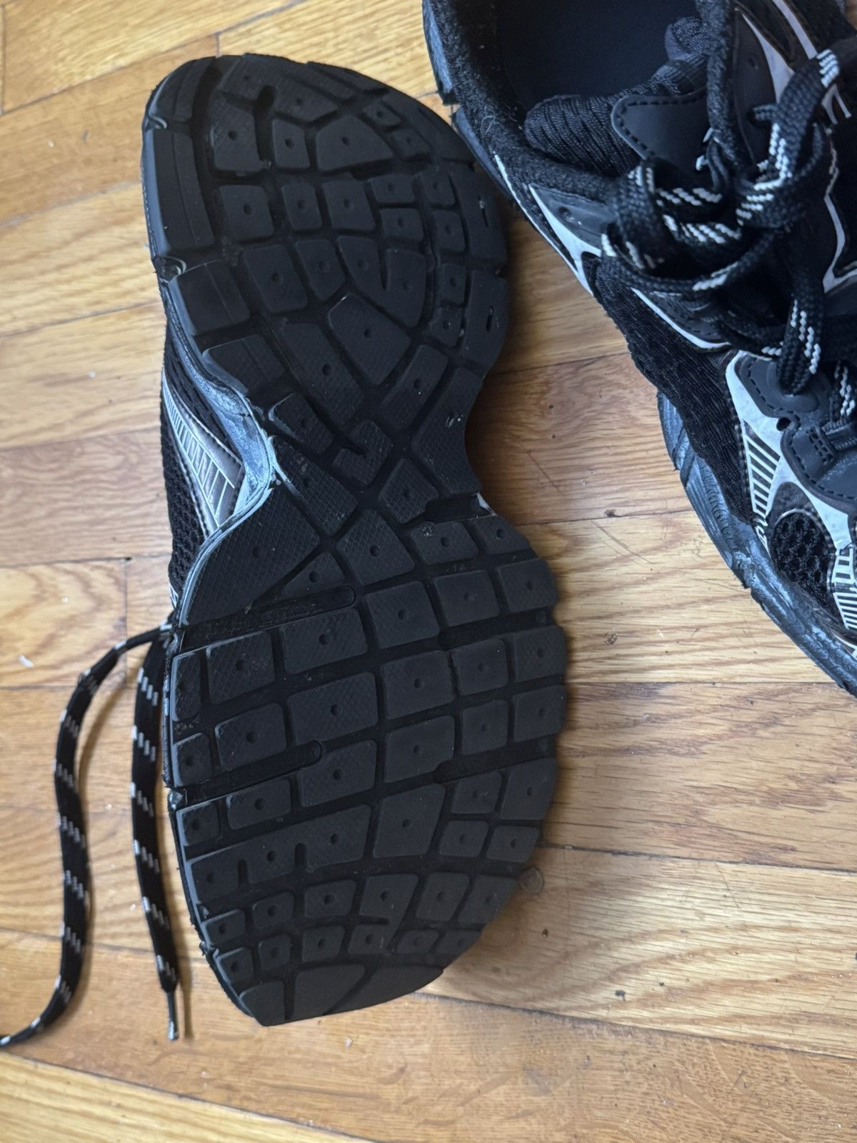 Balenciaga MEN'S 3XL SNEAKER IN BLACK Size US 9 / EU 42 - 4 Thumbnail