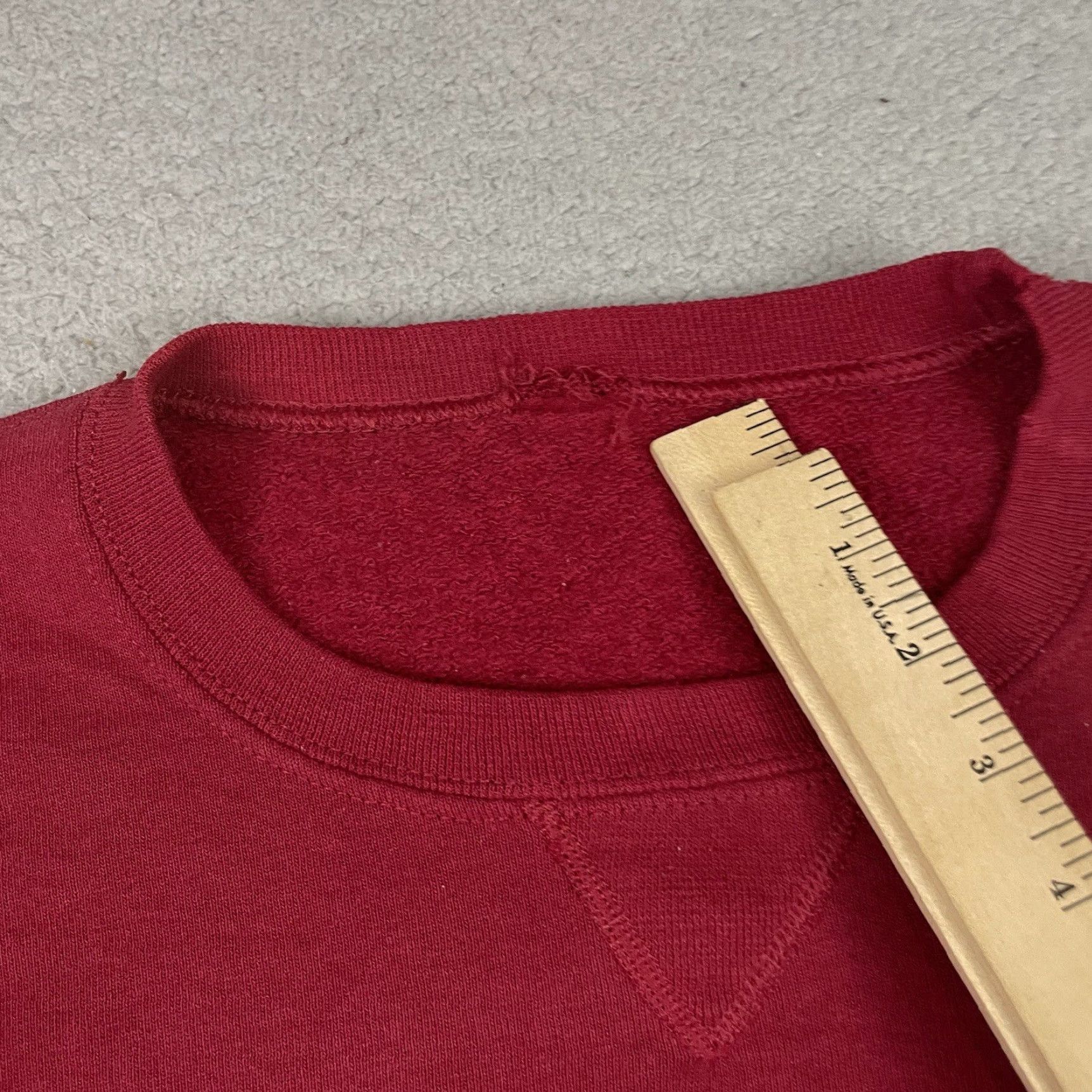 Russell Athletic VINTAGE Russell Athletic Sweatshirt Adult L Red Crewneck Fleece VTG Pullover Logo Mens Size US L / EU 52-54 / 3 - 6 Thumbnail