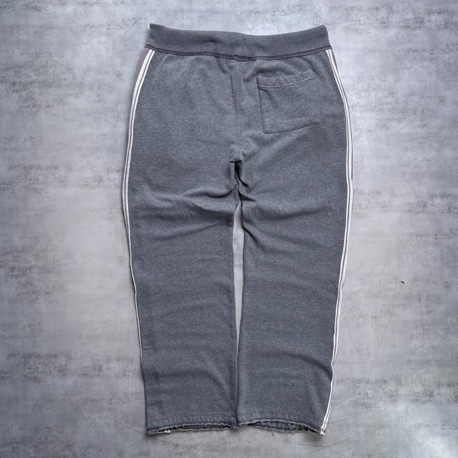 Aeropostale Y2K Aeropostale 00s Gray Grunge Sweatpants Size 32" / US 10 / IT 46 - 2 Thumbnail
