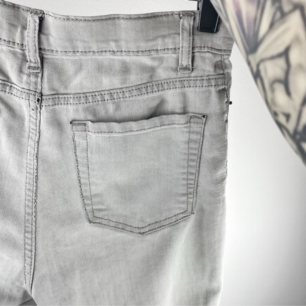 Cherokee CHEROKEE Women’s Grey Skinny Jeans Perfectly Worn In Size 14 Size 36" / US 14 / IT 50 - 5 Thumbnail