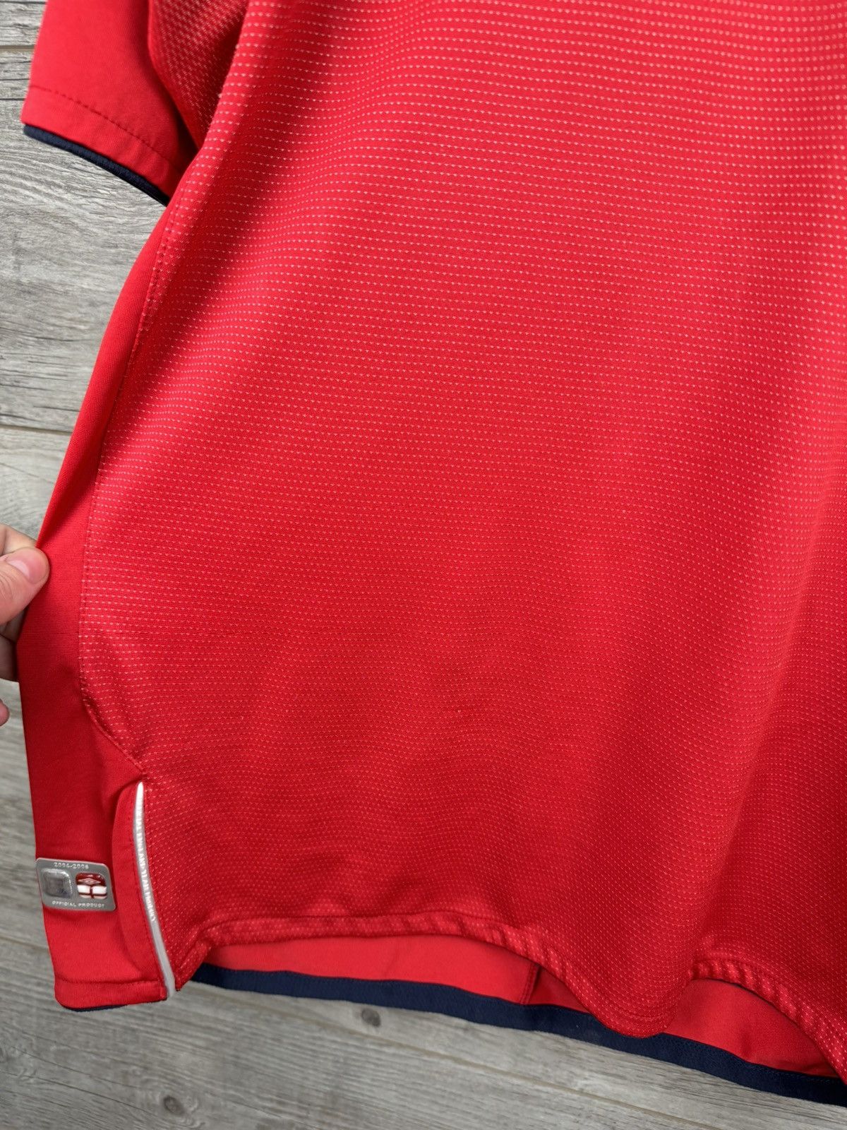 Umbro × Vintage Umbro England 🏴󠁧󠁢󠁥󠁮󠁧󠁿 2004 2006 soccer jersey size L Size US L / EU 52-54 / 3 - 12 Thumbnail