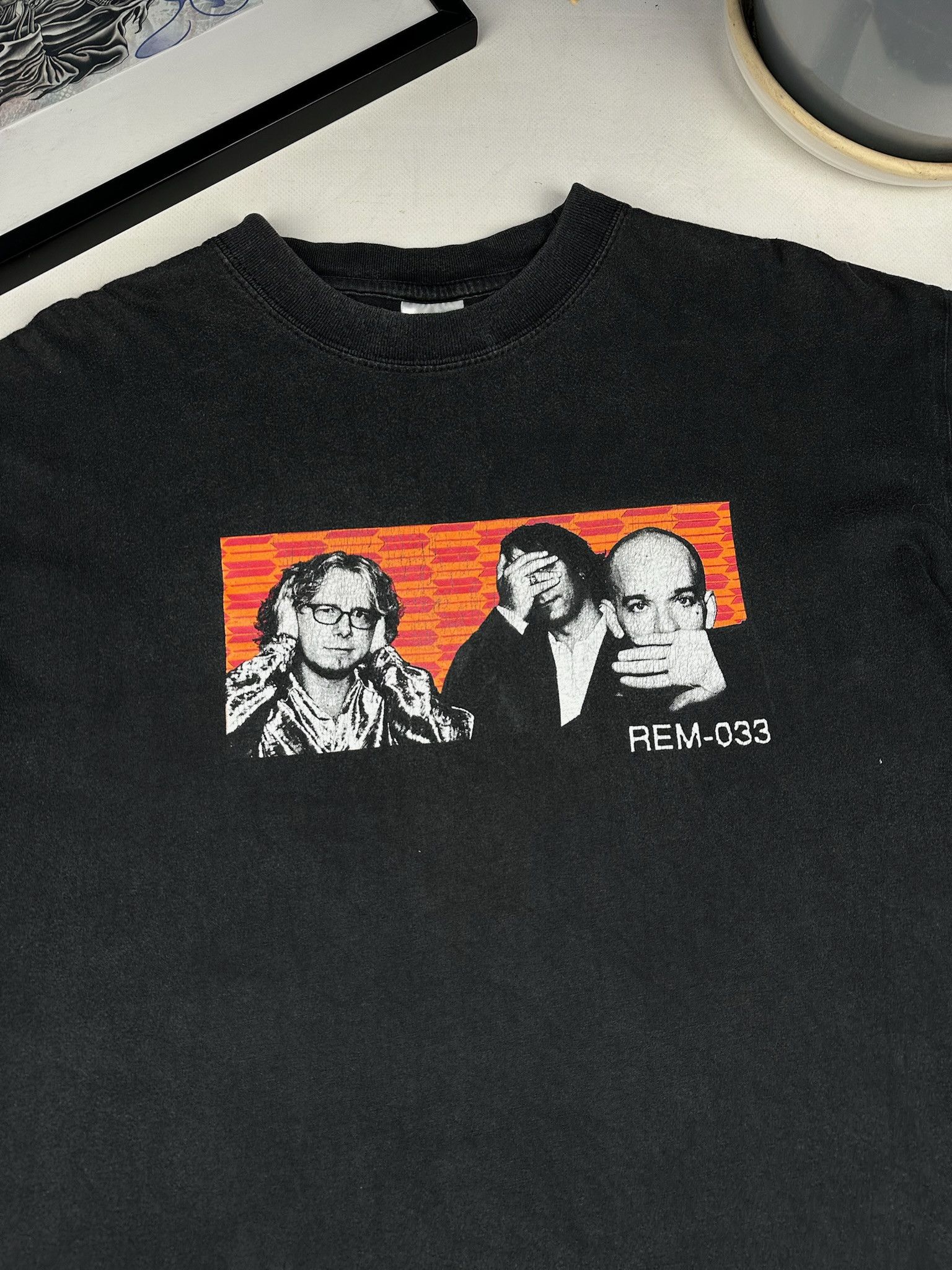 Vintage Vintage REM Band Tee Size US L / EU 52-54 / 3 - 2 Thumbnail