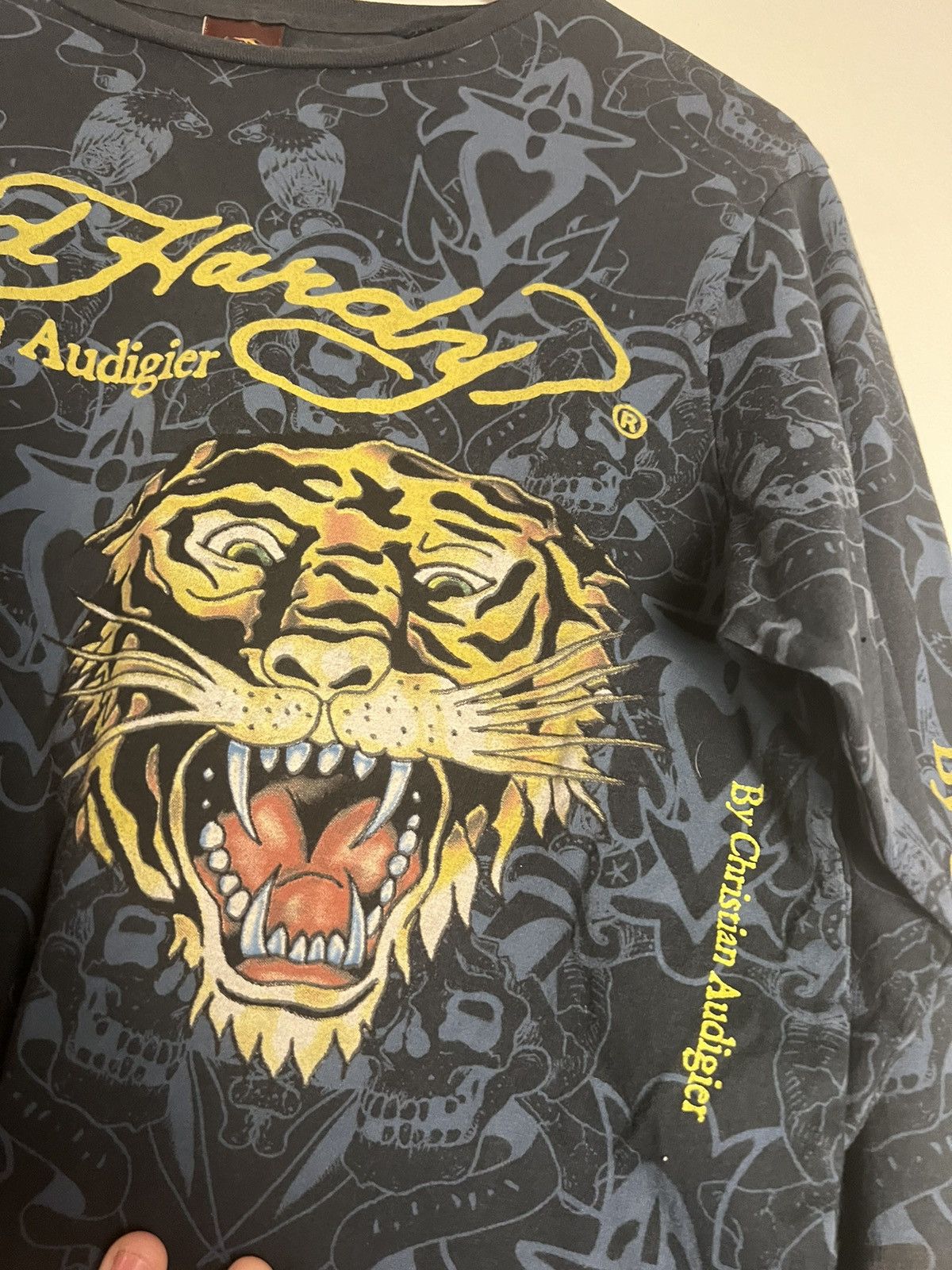 Christian Audigier × Ed Hardy Vintage 🔥RARE🔥 Ed Hardy thrashed longlseeve Size US L / EU 52-54 / 3 - 7 Thumbnail