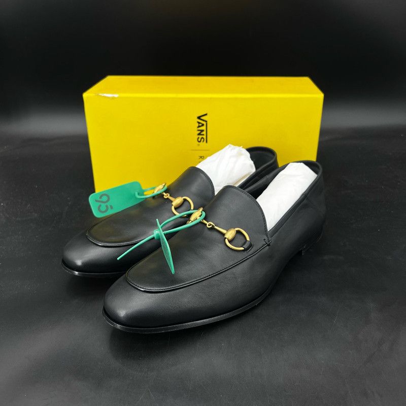 Gucci Gucci Horsebit Men's Casual Shoes in Black 0079 Size US 10.5 / EU 43-44 - 1 Thumbnail