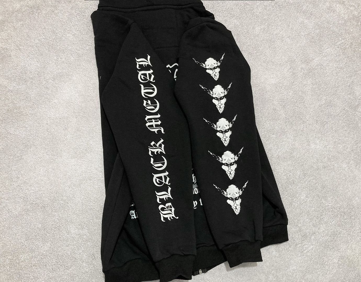 Band Tees Zip-hoodie Venom - black metal (mayhem , bathory burzum) Size US L / EU 52-54 / 3 - 8 Thumbnail