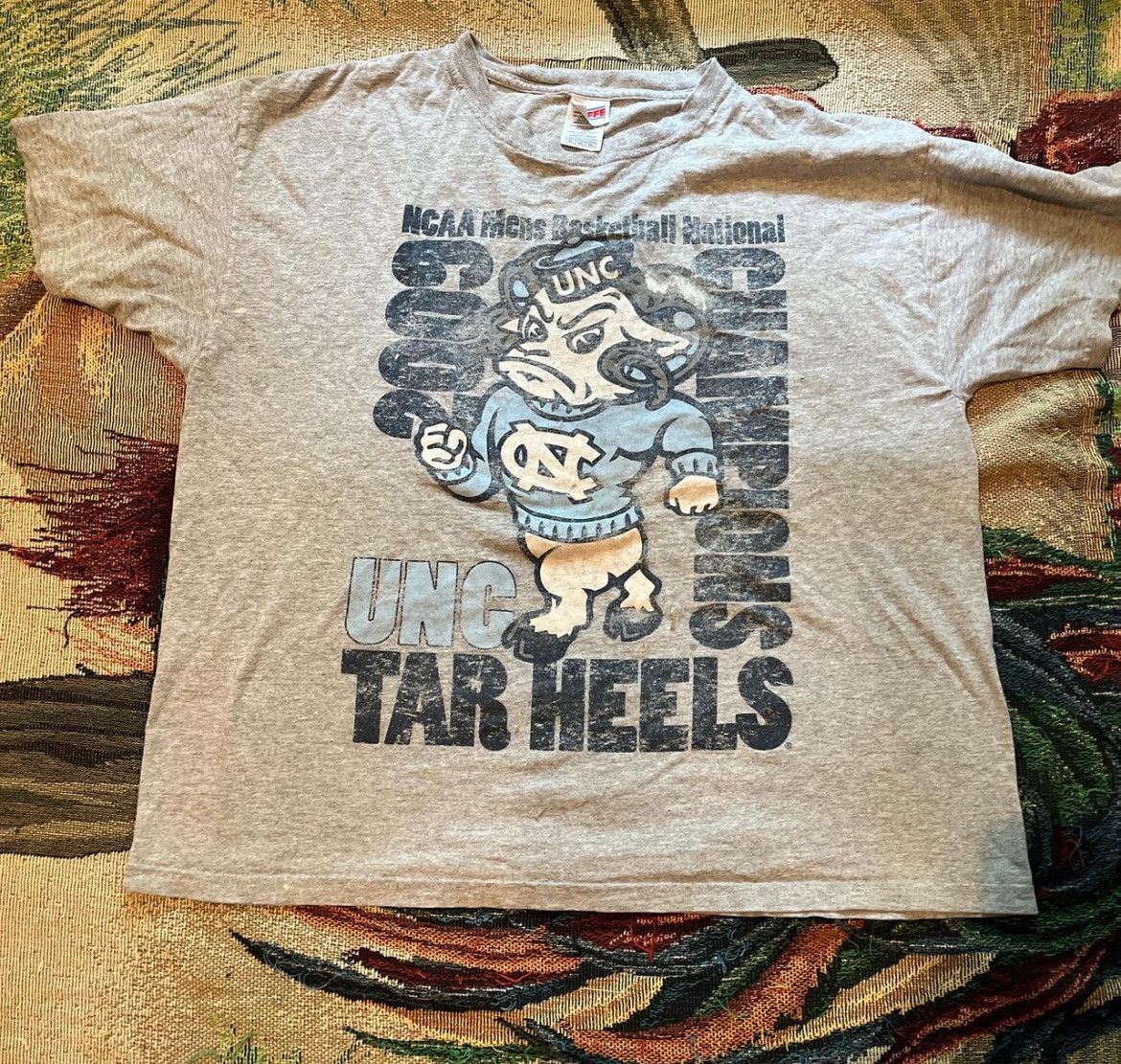 Soffe 2009 unc tarheel tshirt Size US XL / EU 56 / 4 - 1 Thumbnail