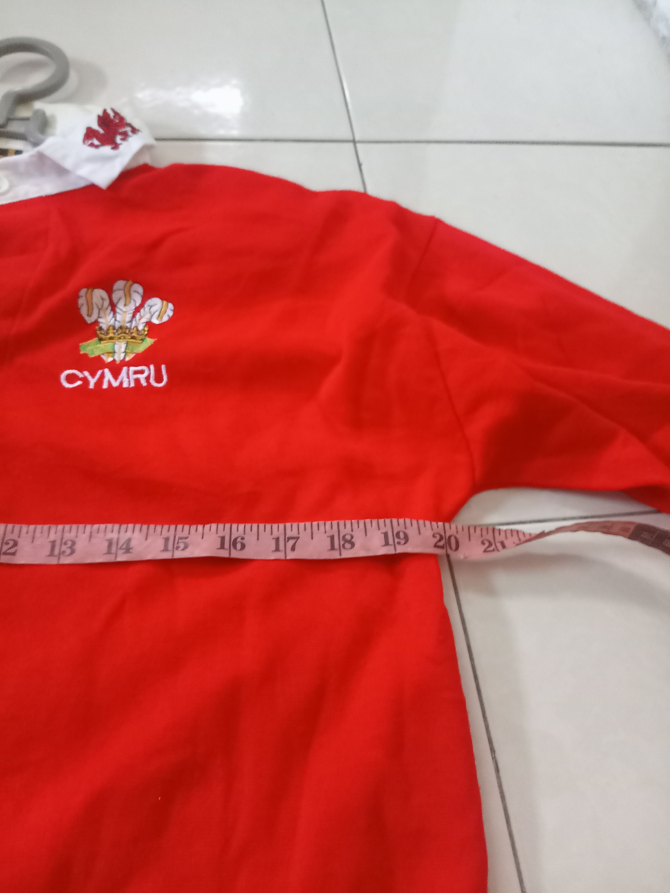 Canterbury of New Zealand Vintage wales classic rugby shirt Size US M / EU 48-50 / 2 - 7 Thumbnail