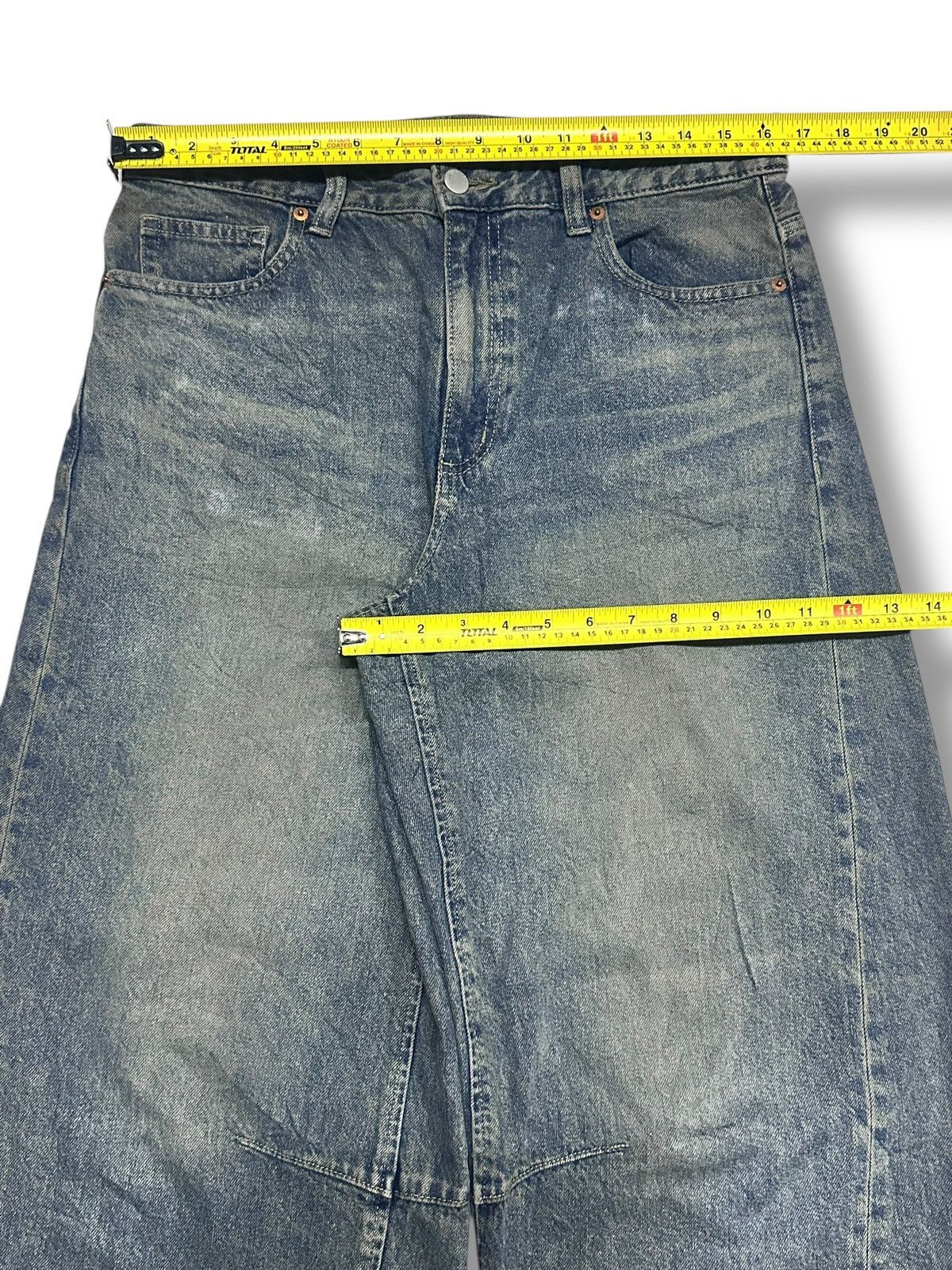 GU GU Vintage Baggy Loose Style Jeans With Faded Wash Size US 33 - 10 Thumbnail