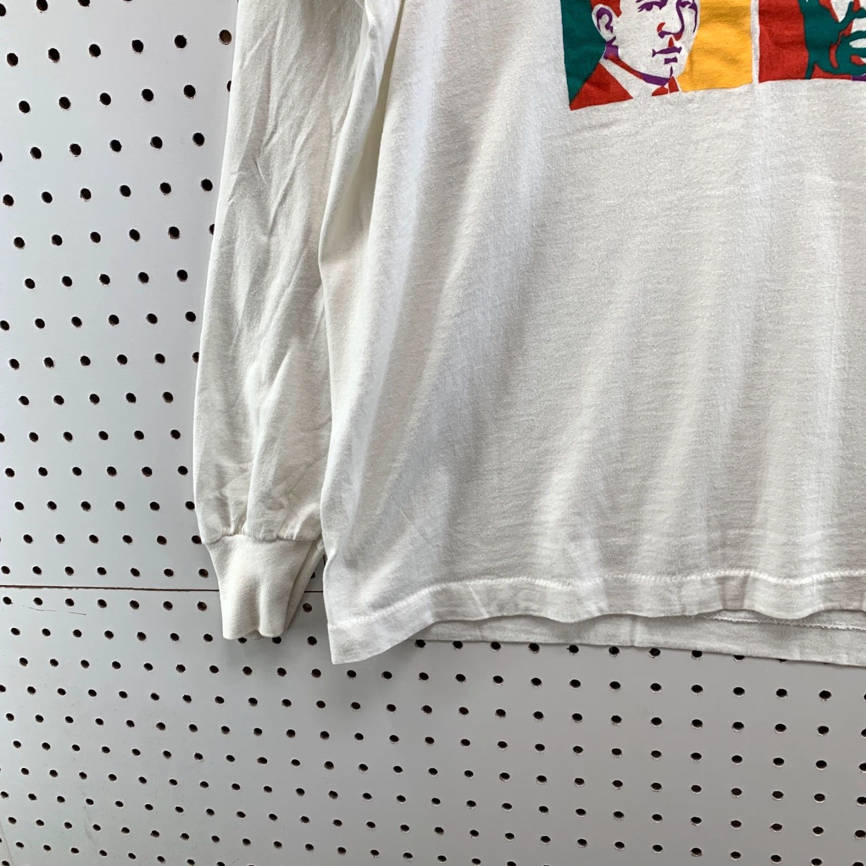 Fruit Of The Loom VINTAGE Hunger Has a Face Shirt Mens L White 90s Love Peace T-Shirt USA 22x29.5 Size US L / EU 52-54 / 3 - 4 Thumbnail