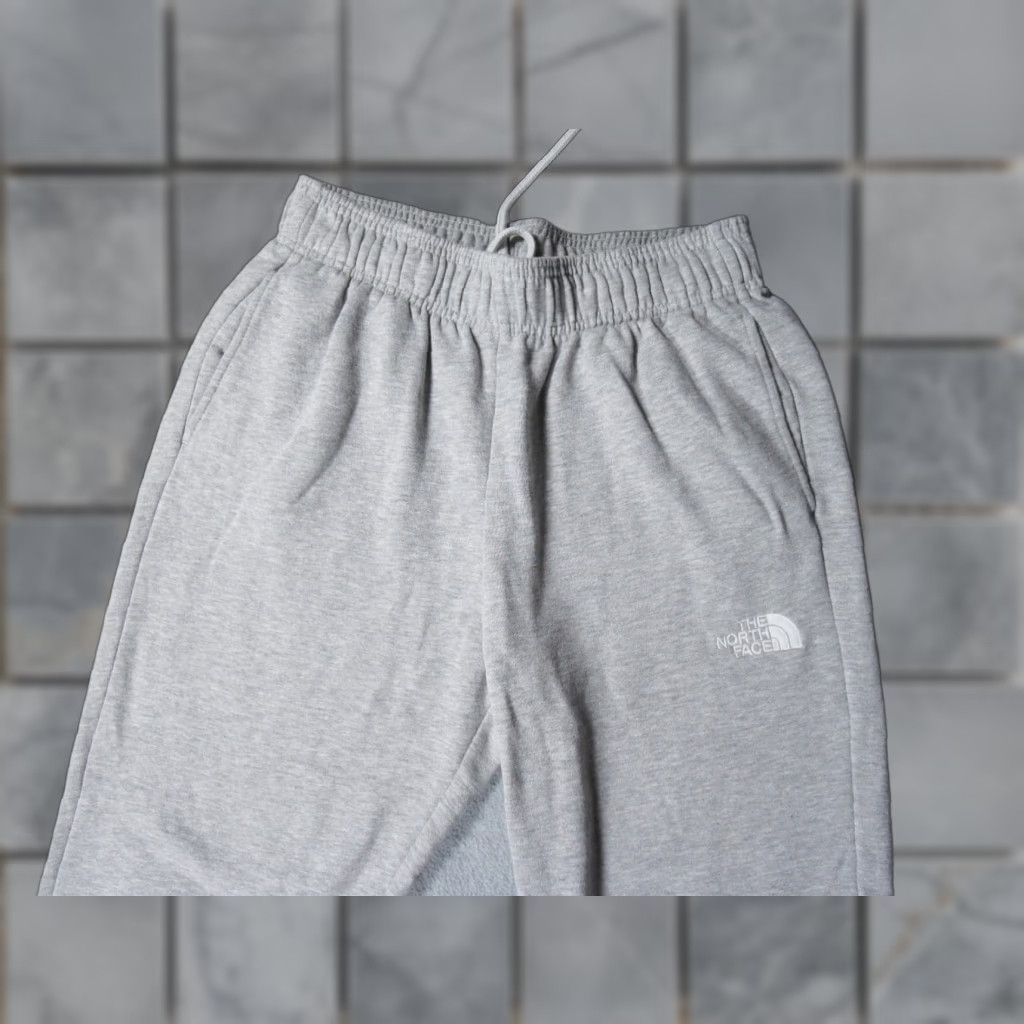 The North Face The North Face Pants Womens Small Gray Sweatpants Fleece Outdoors Casual Size 28" / US 6 / IT 42 - 1 Thumbnail