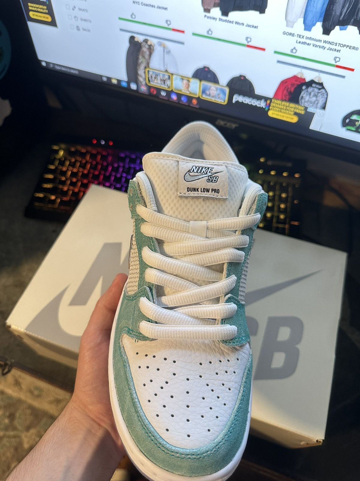 Nike NIKE SB DUNK LOW APRIL SKATEBOARDS Size US 7.5 / EU 40-41 - 7 Thumbnail