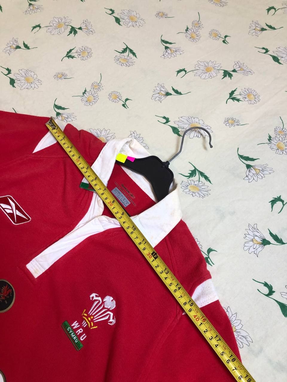 Reebok Wales Rugby Union Vintage Reebok home jersey shirt Size US M / EU 48-50 / 2 - 4 Thumbnail