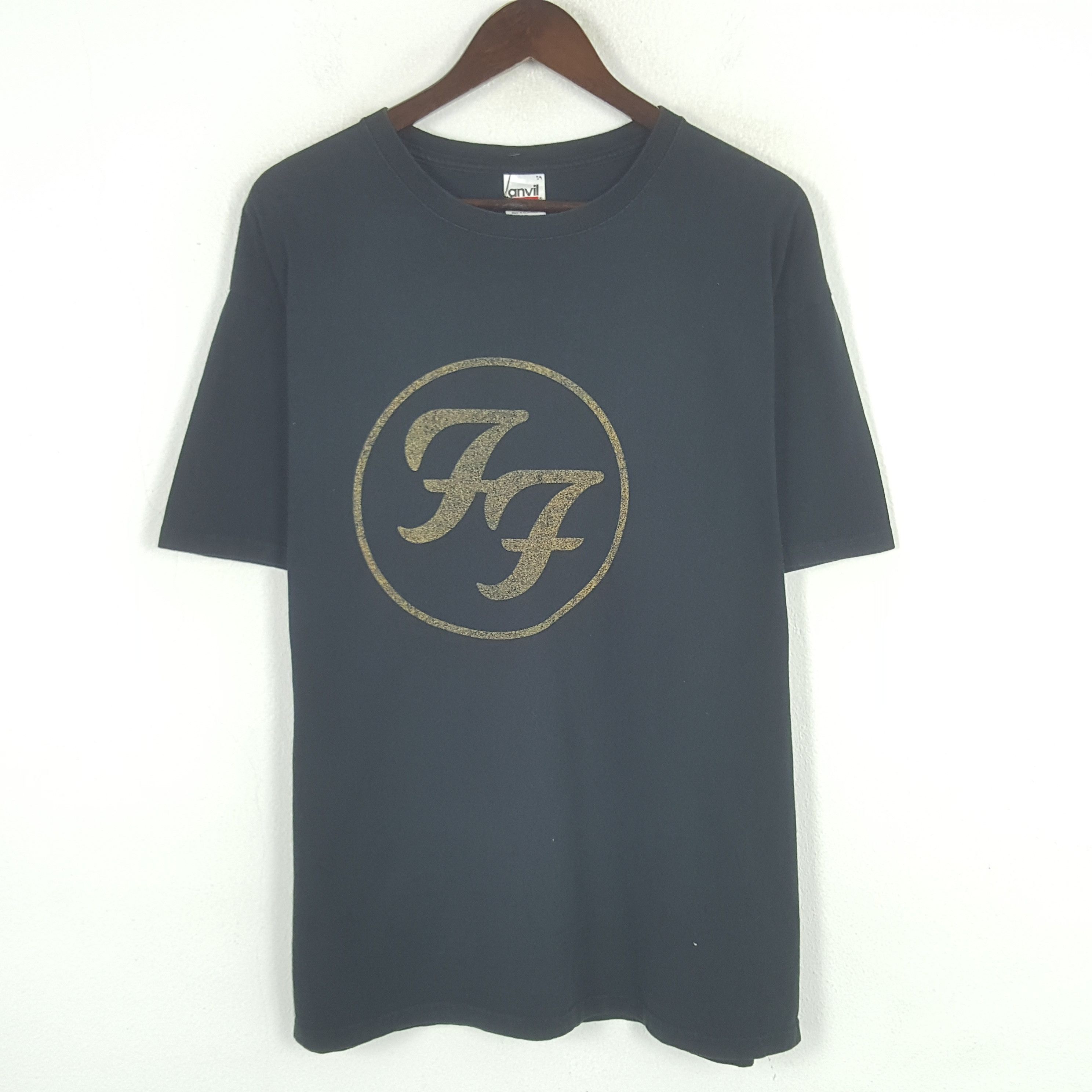 Band Tees Vintage Foo Fighters American Band Tshirt Size US XL / EU 56 / 4 - 1 Thumbnail
