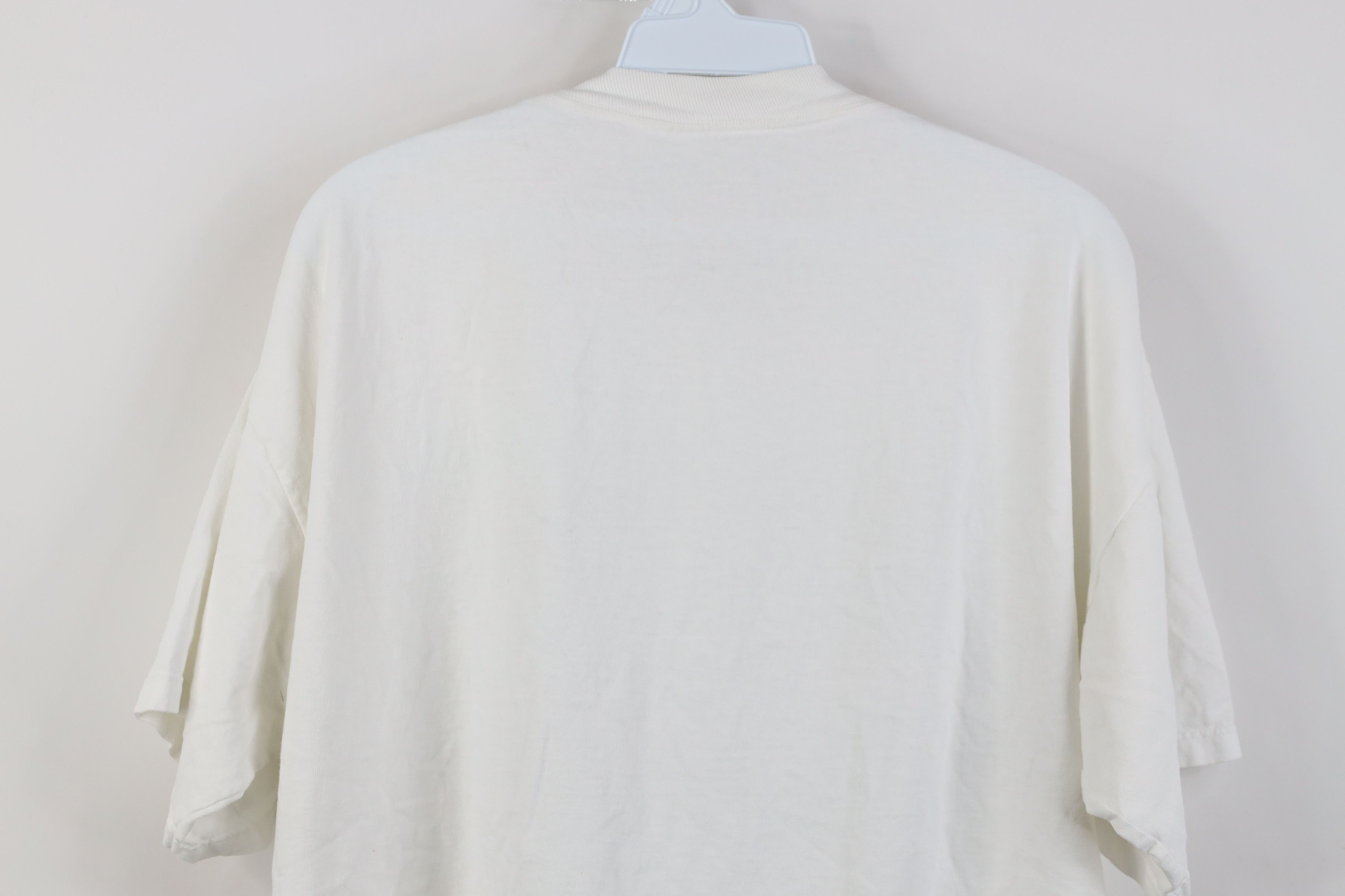 Vintage Vintage 90s Streetwear Wildlife Day Shifts T-Shirt USA Size US XL / EU 56 / 4 - 14 Thumbnail