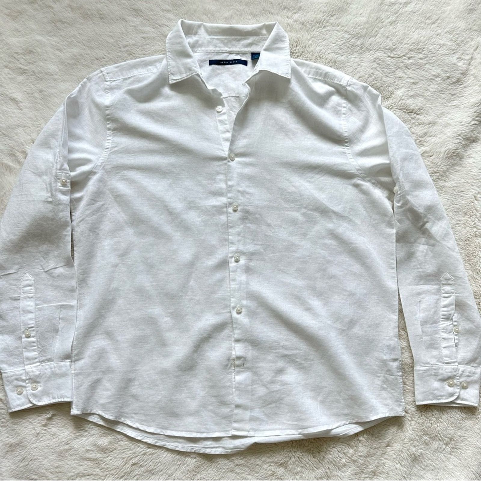 Perry Ellis NEW!!! Perry Ellis men linen shirt size L Size US L / EU 52-54 / 3 - 1 Thumbnail