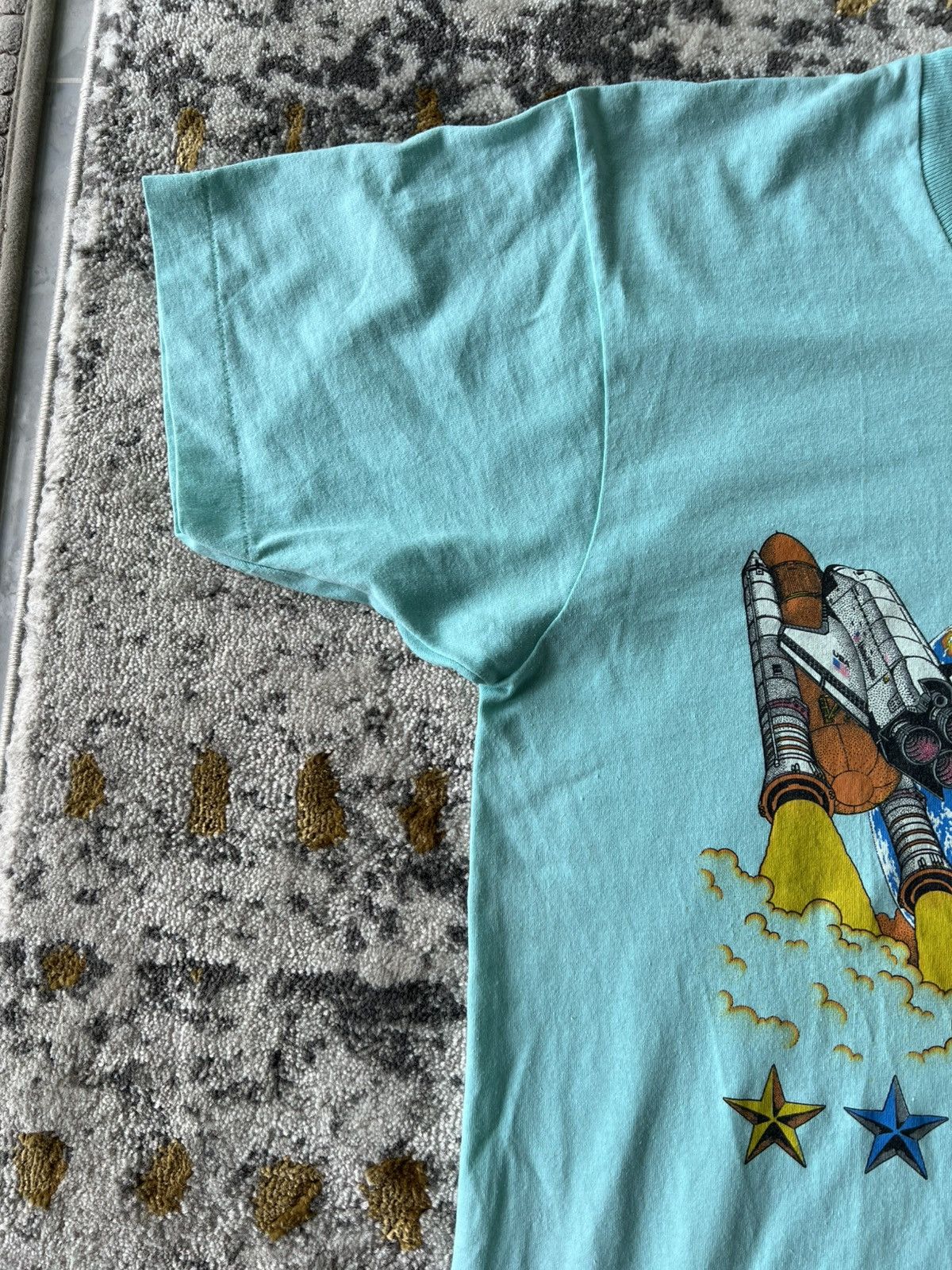 Vintage Vintage Exclusive Nasa Exchange KSC CCD t shirt Size US L / EU 52-54 / 3 - 3 Thumbnail