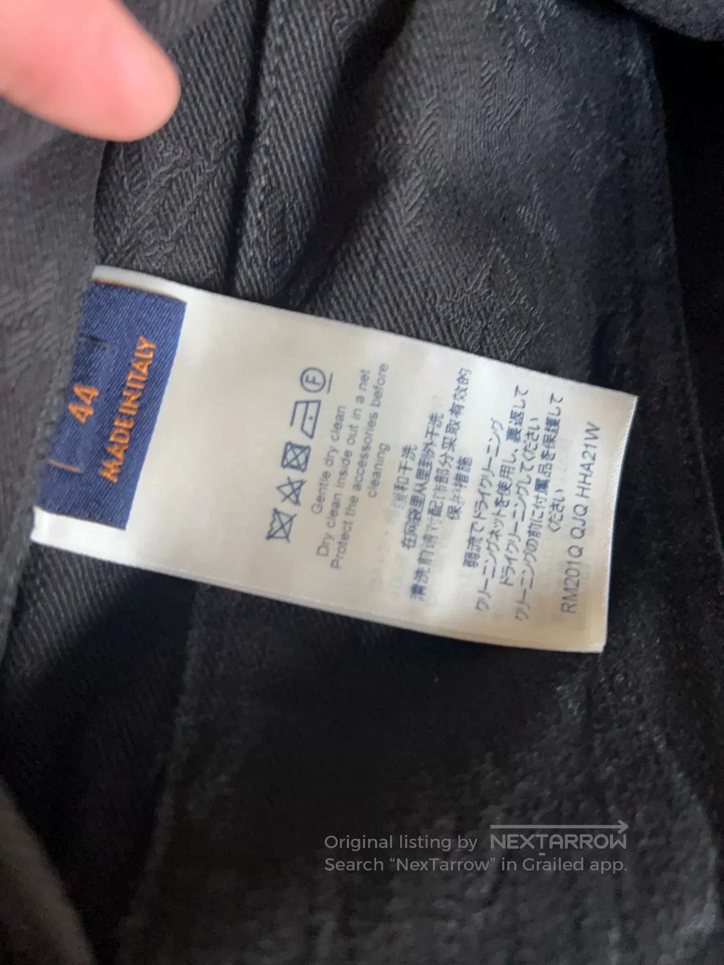 Louis Vuitton Louis Vuitton Black Patterned Denim Jacket. Size US S / EU 44-46 / 1 - 5 Thumbnail