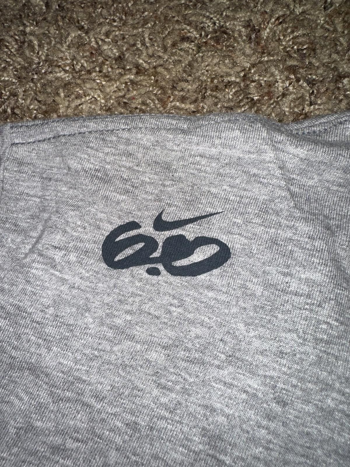 Nike Nike Men’s 6.0 Logo Grey/Black T-Shirt Size US M / EU 48-50 / 2 - 5 Thumbnail