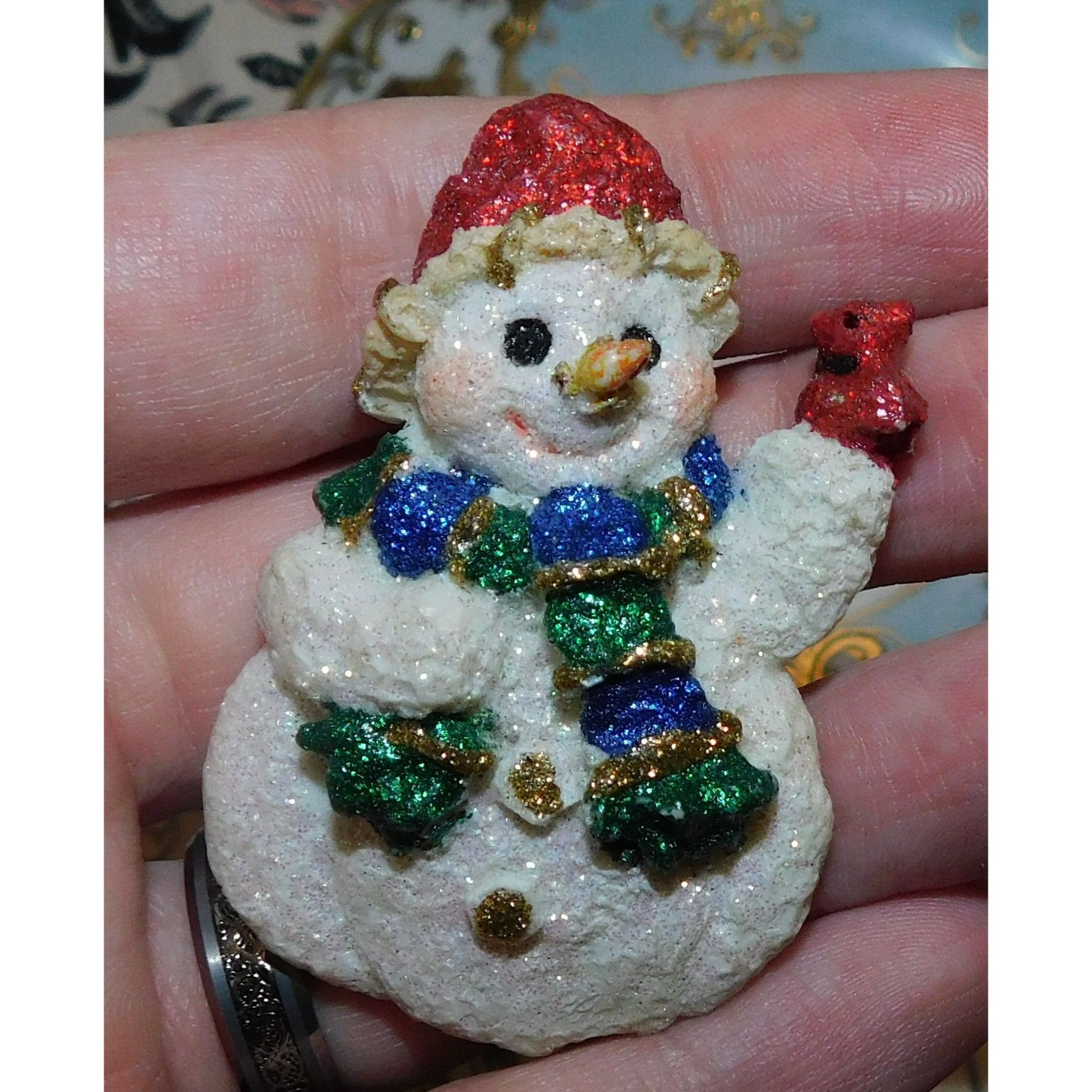 Other Glitter Snowman Holding Red Bird Brooch Size ONE SIZE - 1 Thumbnail