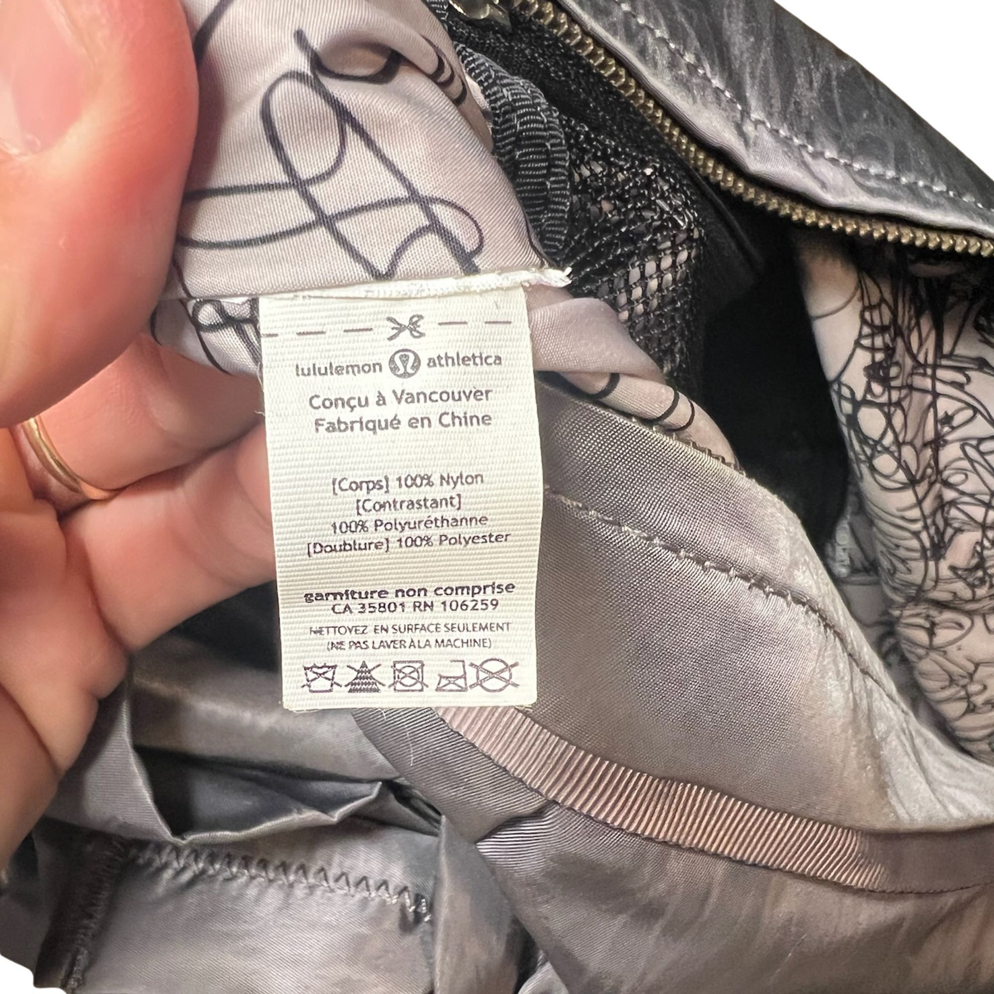 Lululemon Lululemon Athletica Grey Gym Bag Spacious Lightweight Durabl Size ONE SIZE - 7 Thumbnail