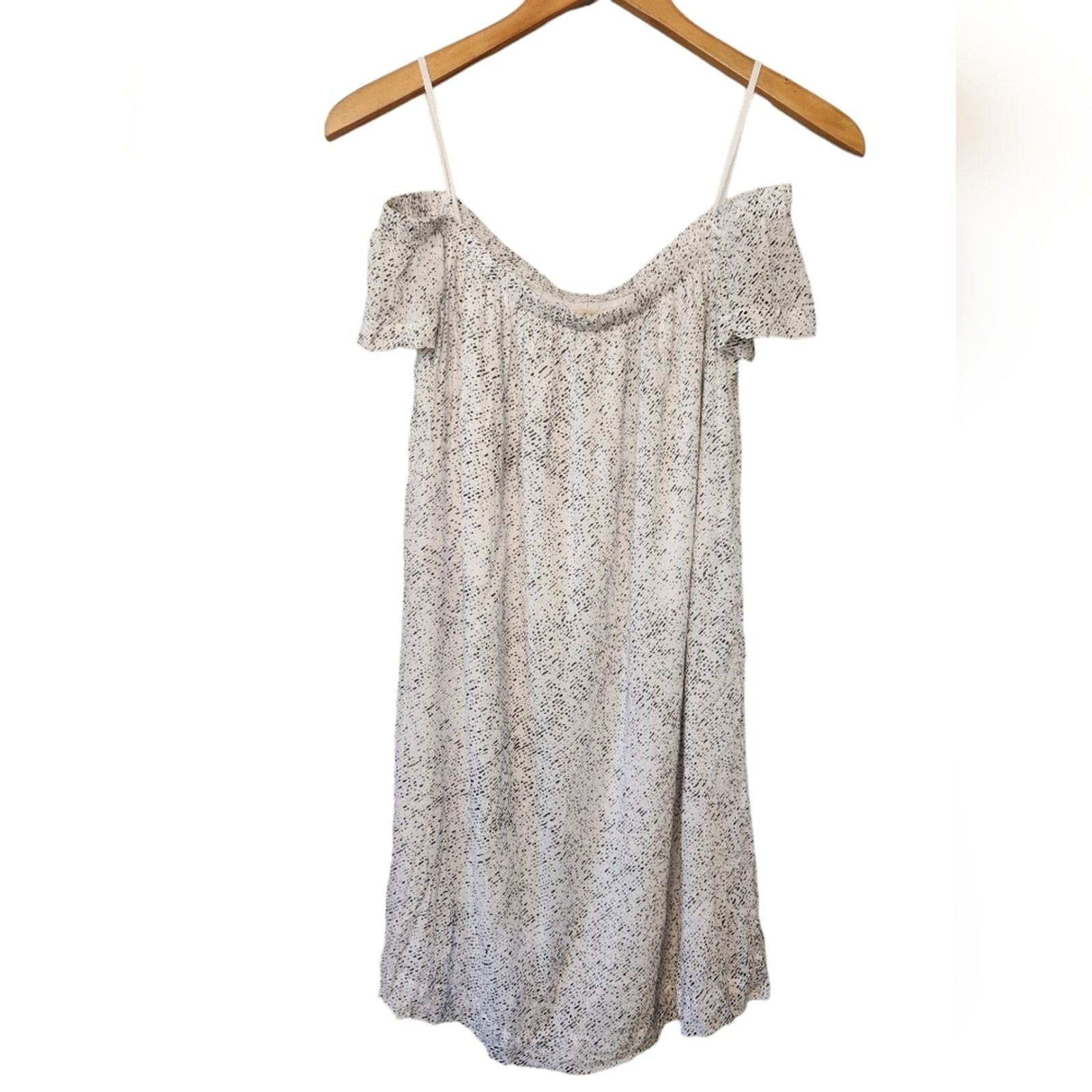 Bella Dahl Bella Dahl Off Shoulder Dress in Rain Storm from Revolve XS Size XS / US 0-2 / IT 36-38 - 3 Thumbnail