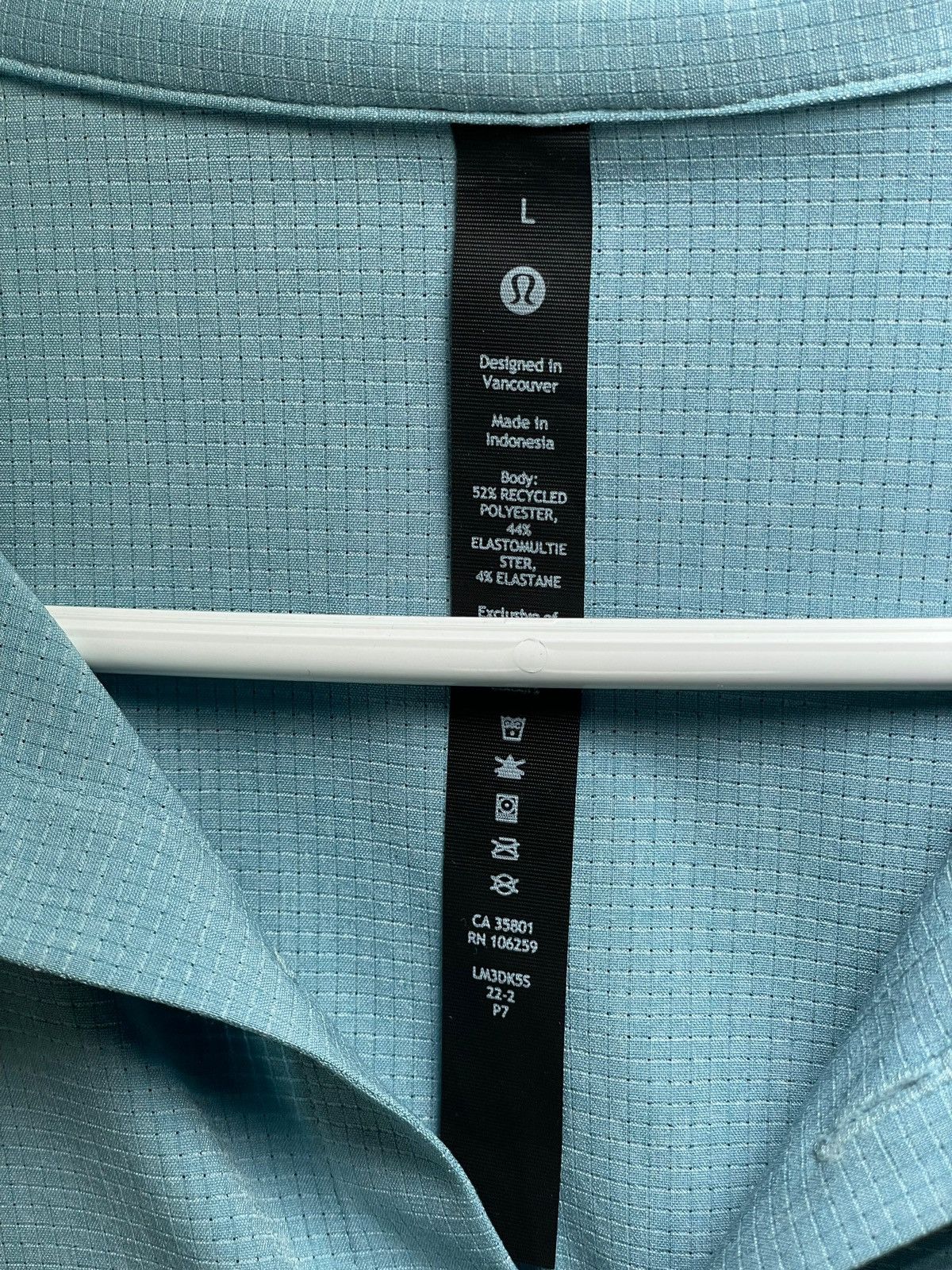 Lululemon Lululemon Button up Size US L / EU 52-54 / 3 - 2 Thumbnail