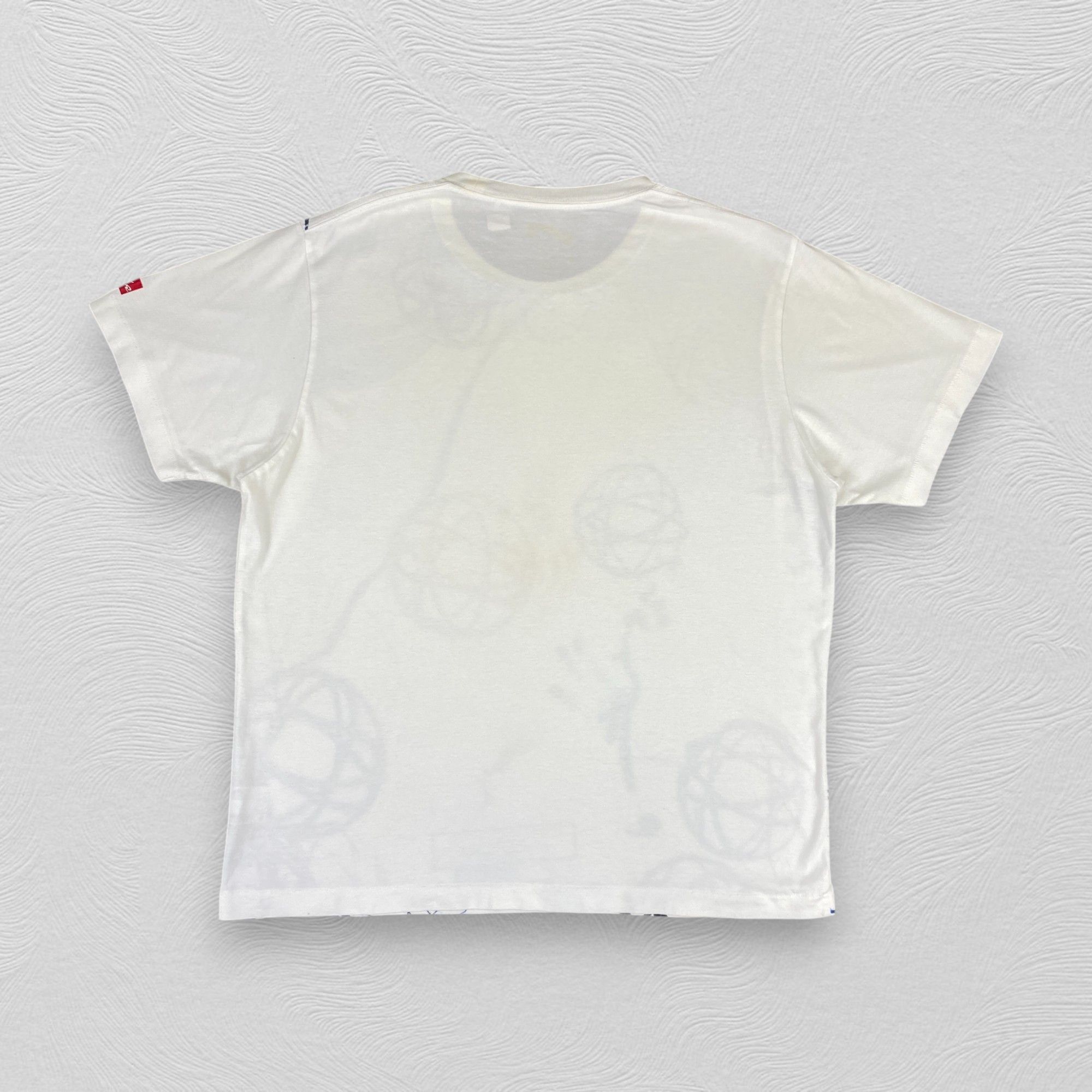 Japanese Brand Vintage Futura Laboratories FL X UT Japanese brand t-shirt Size US L / EU 52-54 / 3 - 2 Thumbnail