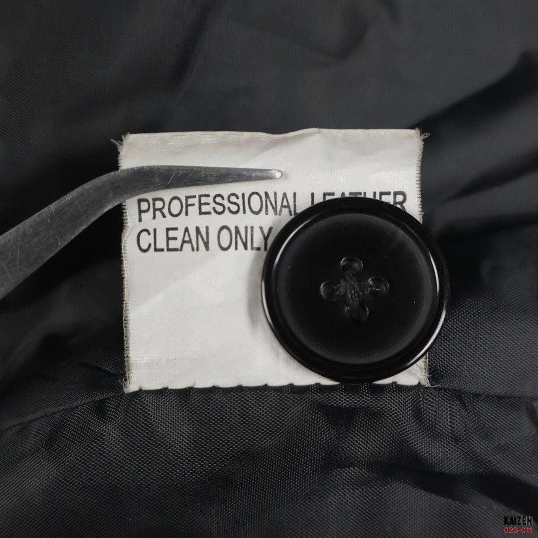 Balenciaga VINTAGE x BALENCIAGA - LEATHER JACKET ‘NICHOLAS GHESQUIRRE’ Size US XXL / EU 58 / 5 - 11 Thumbnail