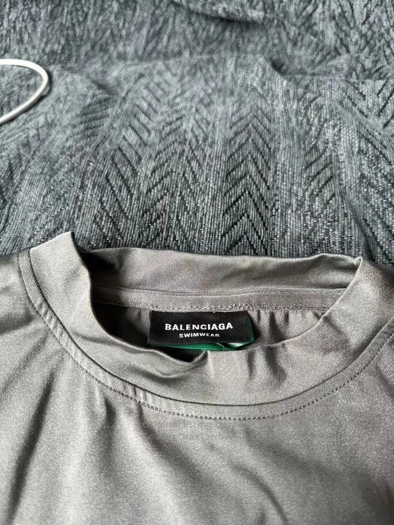 Balenciaga Balenciaga Silver Short Sleeve Top. Size US S / EU 44-46 / 1 - 3 Thumbnail