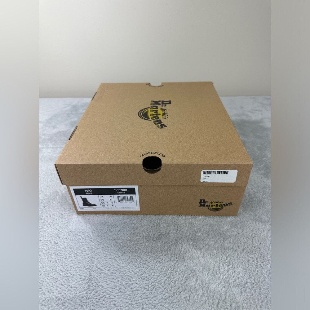 Dr. Martens Dr Martens NWT 1490 Smooth Black Leather Mid Calf Boots 4 U Size US 6 / IT 36 - 4 Thumbnail