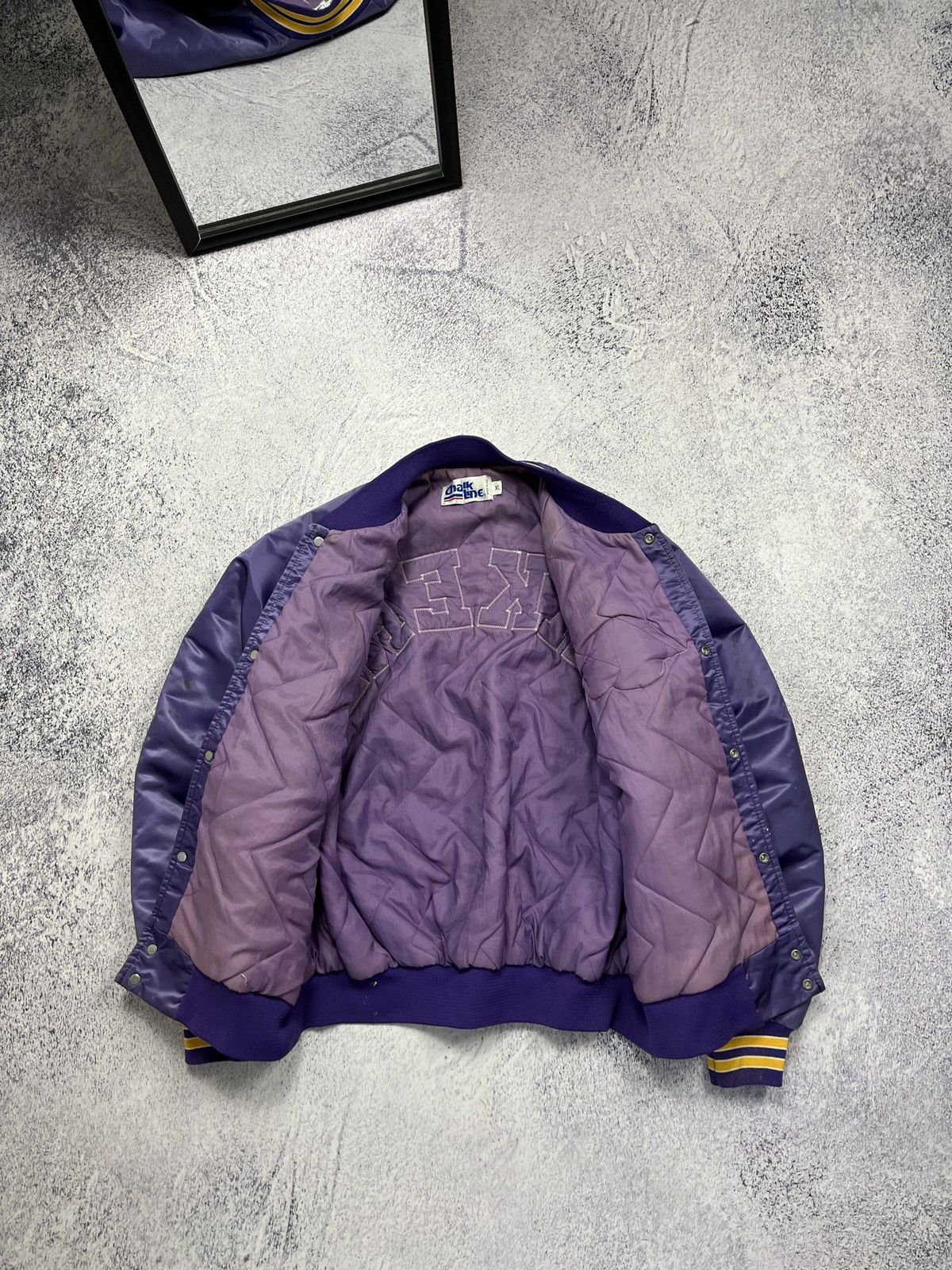Chalk Line × NBA Vintage Chalk Line NBA Los Angeles Lakers Bomber Jacket USA Size US XL / EU 56 / 4 - 6 Thumbnail