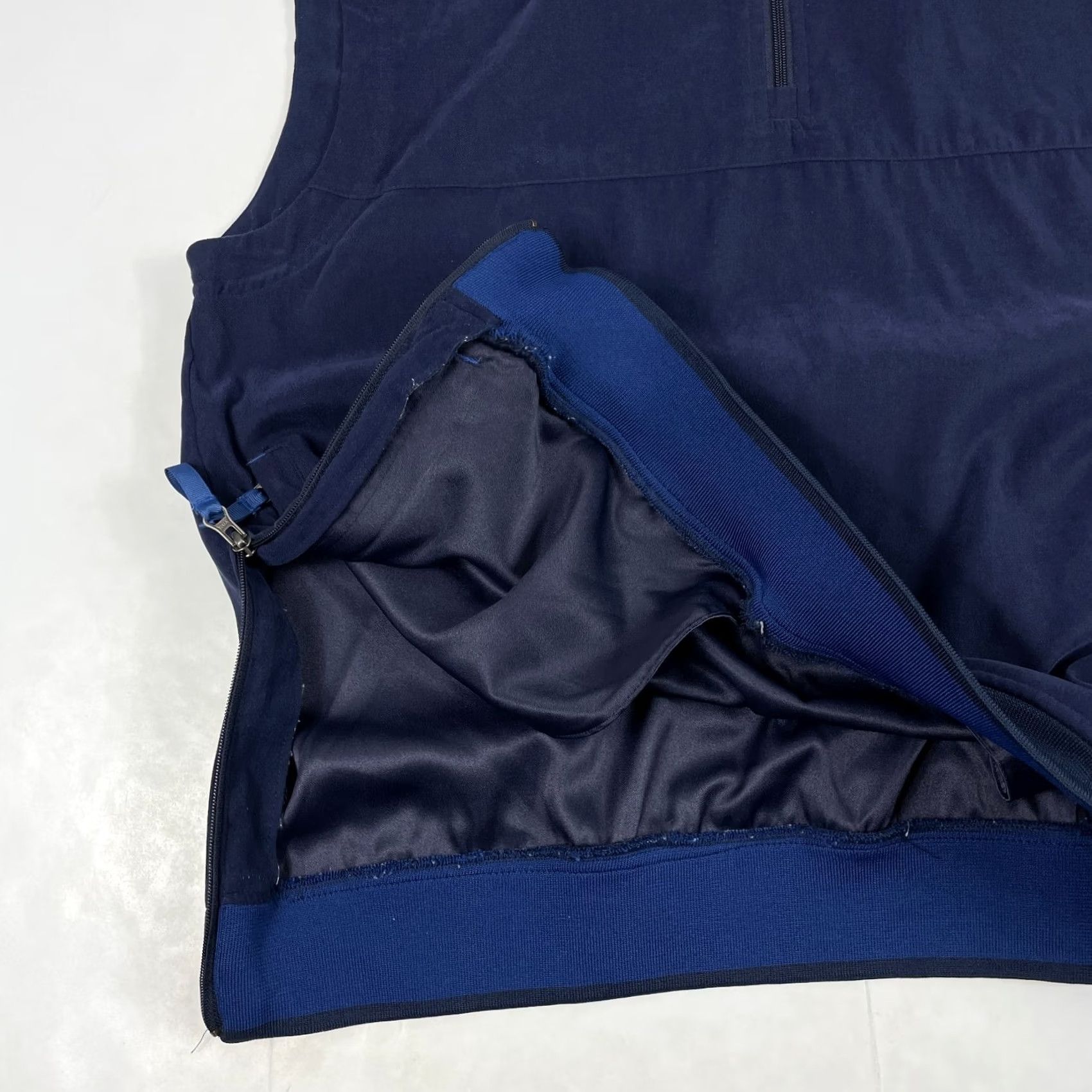 Vintage VINTAGE Arnold Palmer Vest Mens L Blue Men Large Golf Zip Golfer Golfing Microfiber Size US L / EU 52-54 / 3 - 6 Thumbnail