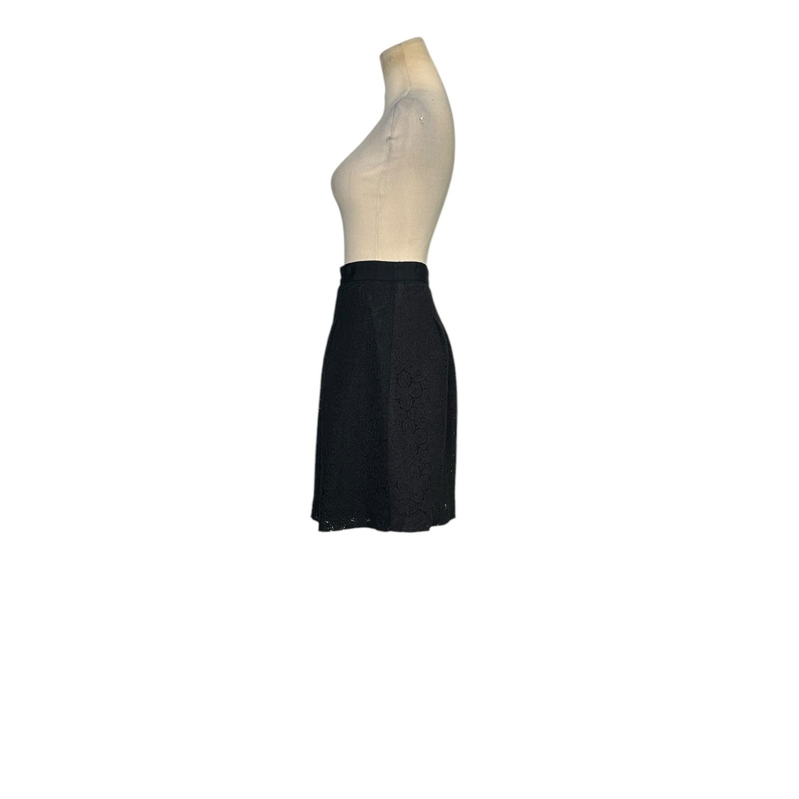 Loft Loft black lace a line skirt size 14P Size 36" / US 14 / IT 50 - 9 Thumbnail