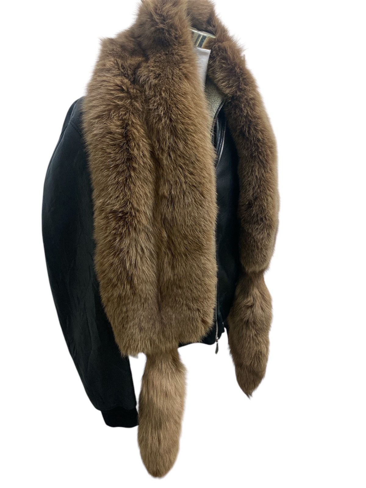 Japanese Brand Real Fox Faux Fur Shawl Rare Design Unisex Size ONE SIZE - 2 Thumbnail