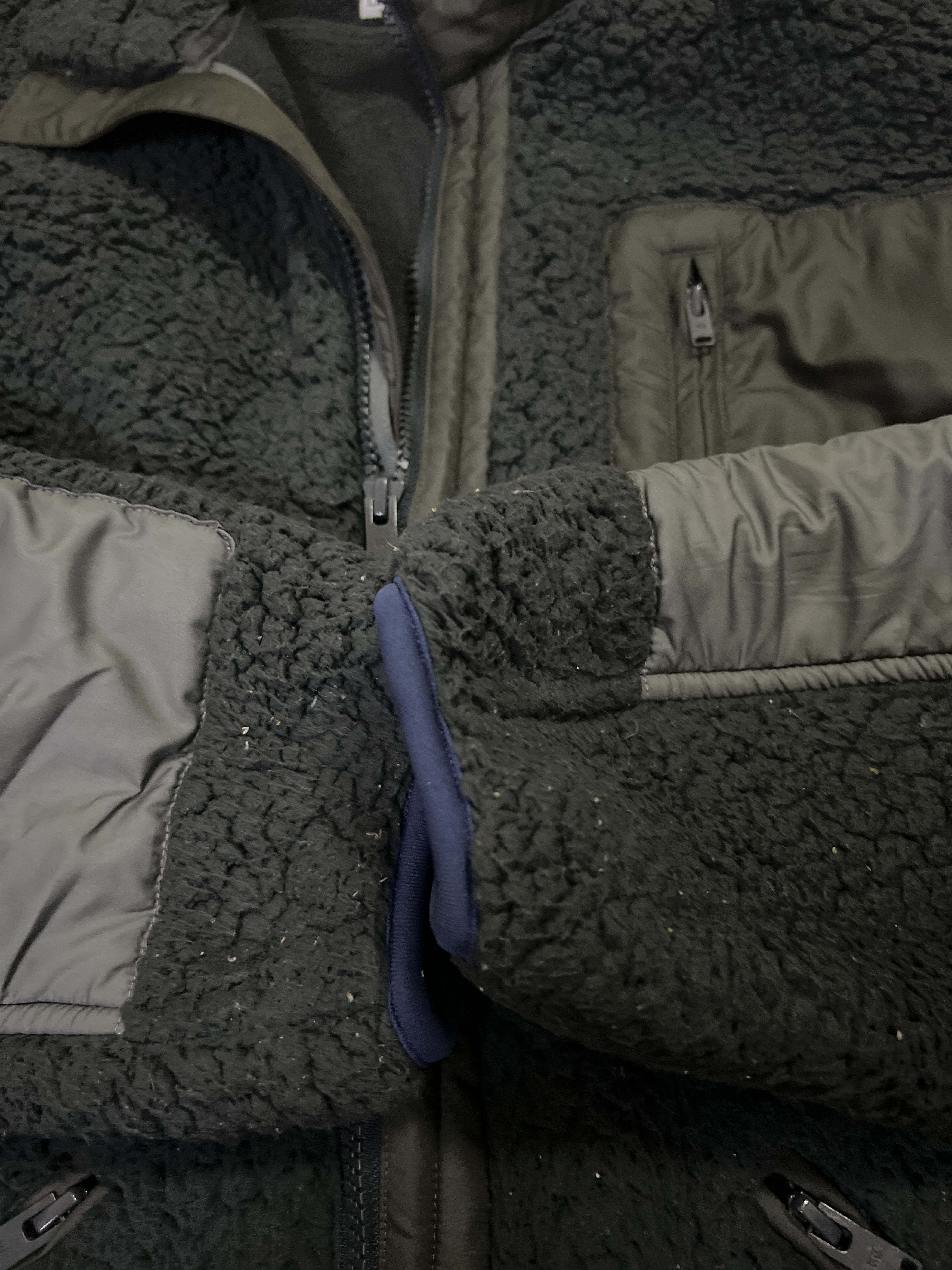 Jun Takahashi × Undercover × Uniqlo JACKET UNIQLO UNDERCOVER By JUN TAKAHASHI Size US M / EU 48-50 / 2 - 16 Thumbnail