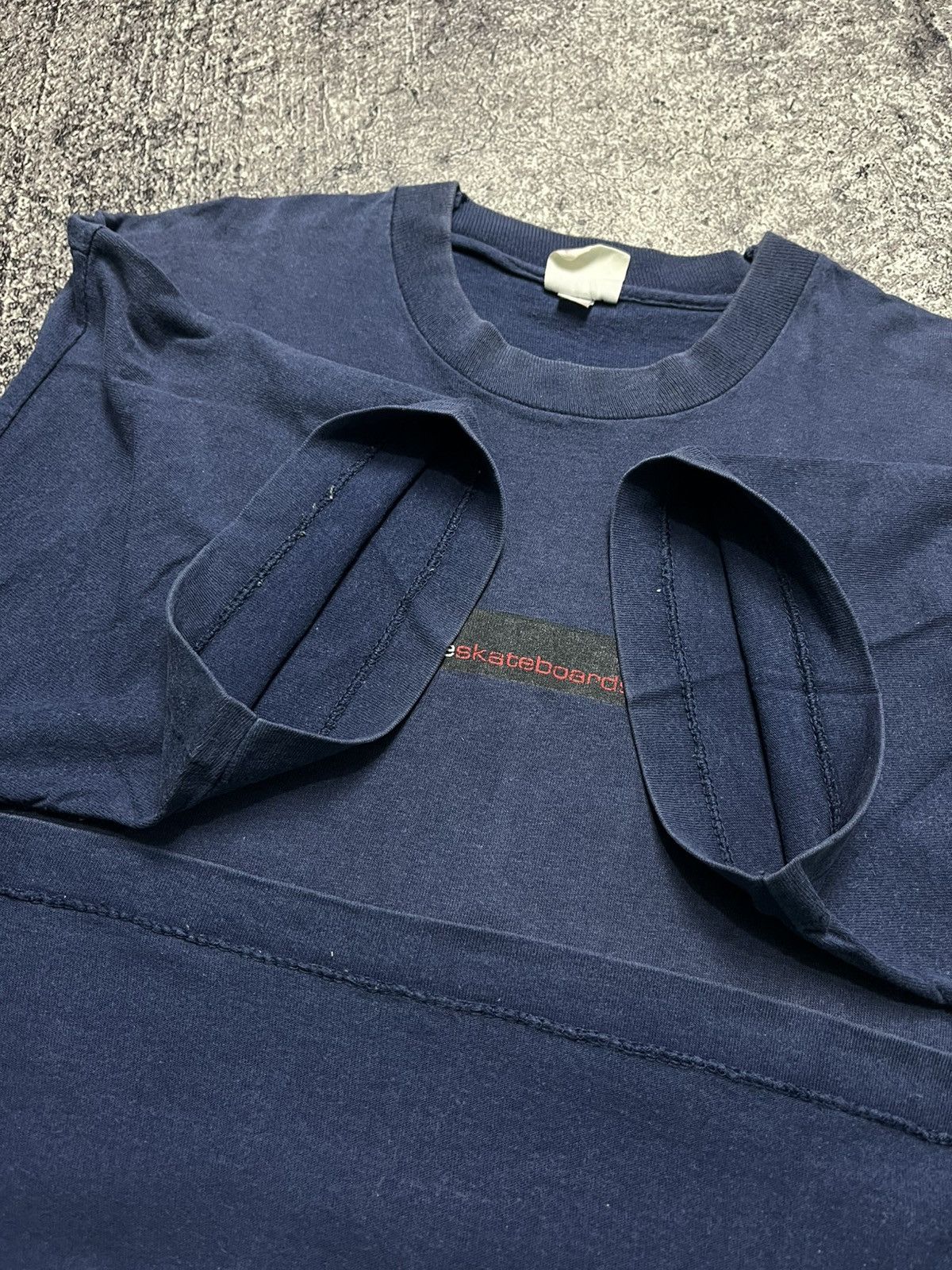 Vintage Vintage Rookie Skateboard.NYC Navy T-Shirts Size US L / EU 52-54 / 3 - 3 Thumbnail