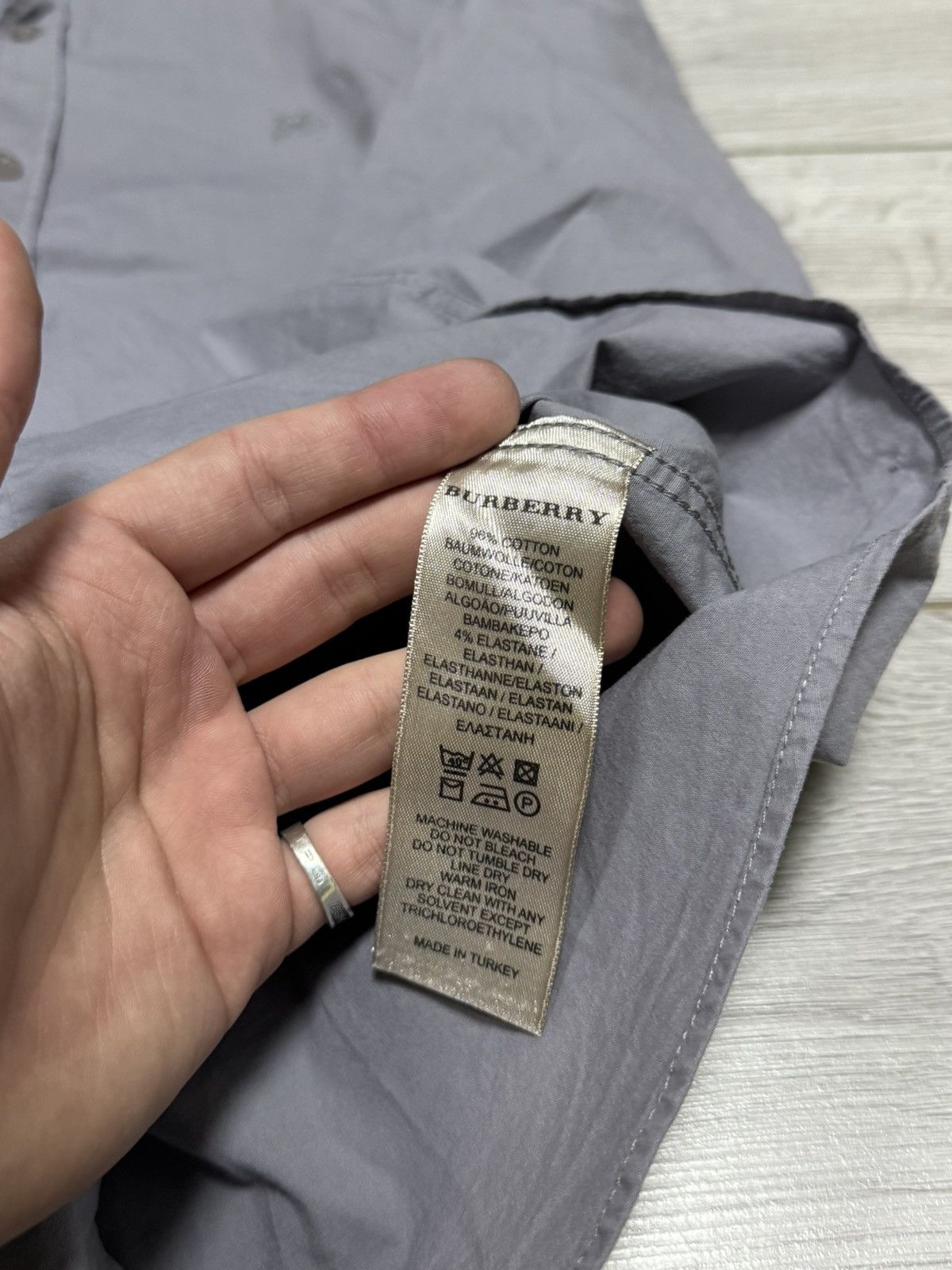 Burberry Burberry nova check shirt buttons Size US L / EU 52-54 / 3 - 10 Thumbnail