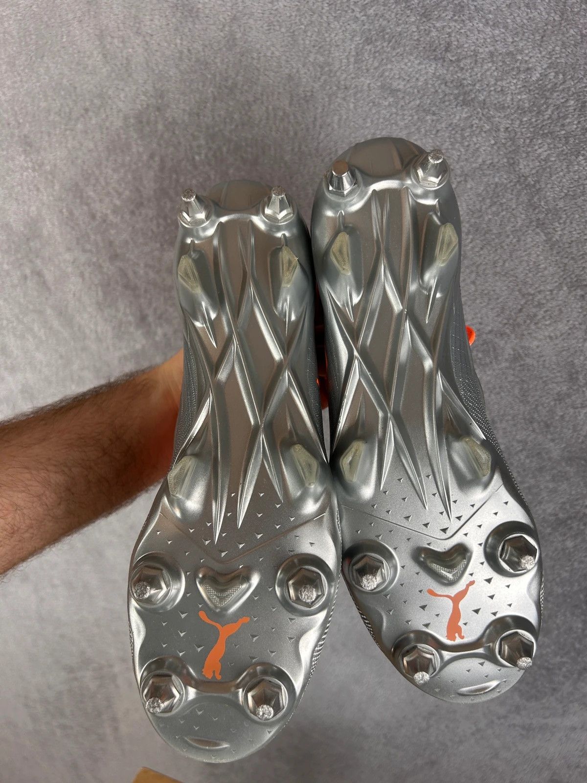 Puma Puma Ultra 1.4 MxSG football boots silver Size US 8 / EU 41 - 9 Thumbnail