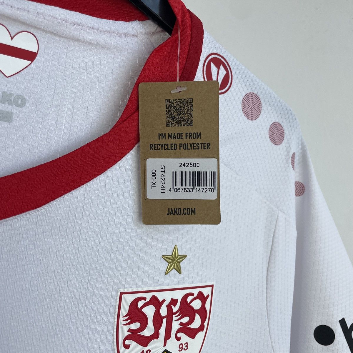 Other VfB Stuttgart Home Men’s Jersey Shirt 2024/2025 BNWT Size US XL / EU 56 / 4 - 7 Thumbnail