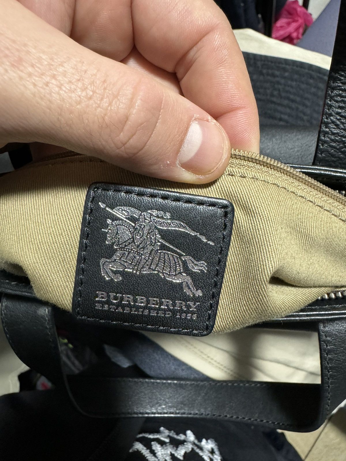 Burberry × Vintage Rare Burberry Leather vintage horn toggle small bag Size ONE SIZE - 17 Thumbnail