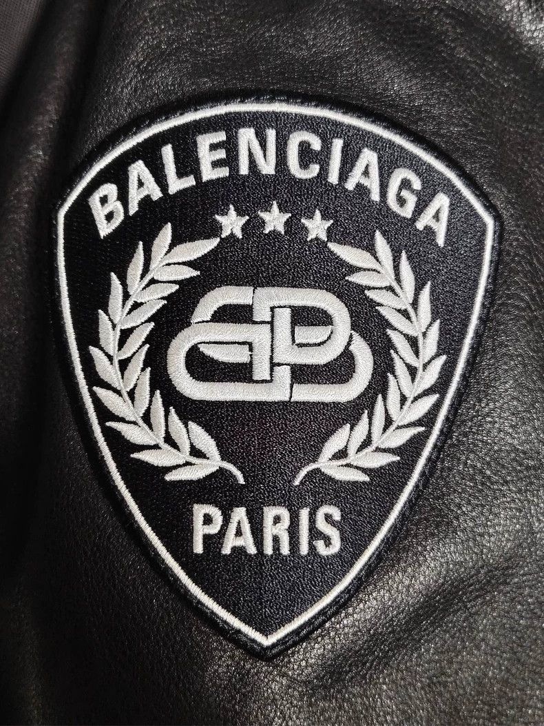 Balenciaga Balenciaga 23mud show Security Guard 3m Badge Police Badge Size US L / EU 52-54 / 3 - 4 Thumbnail